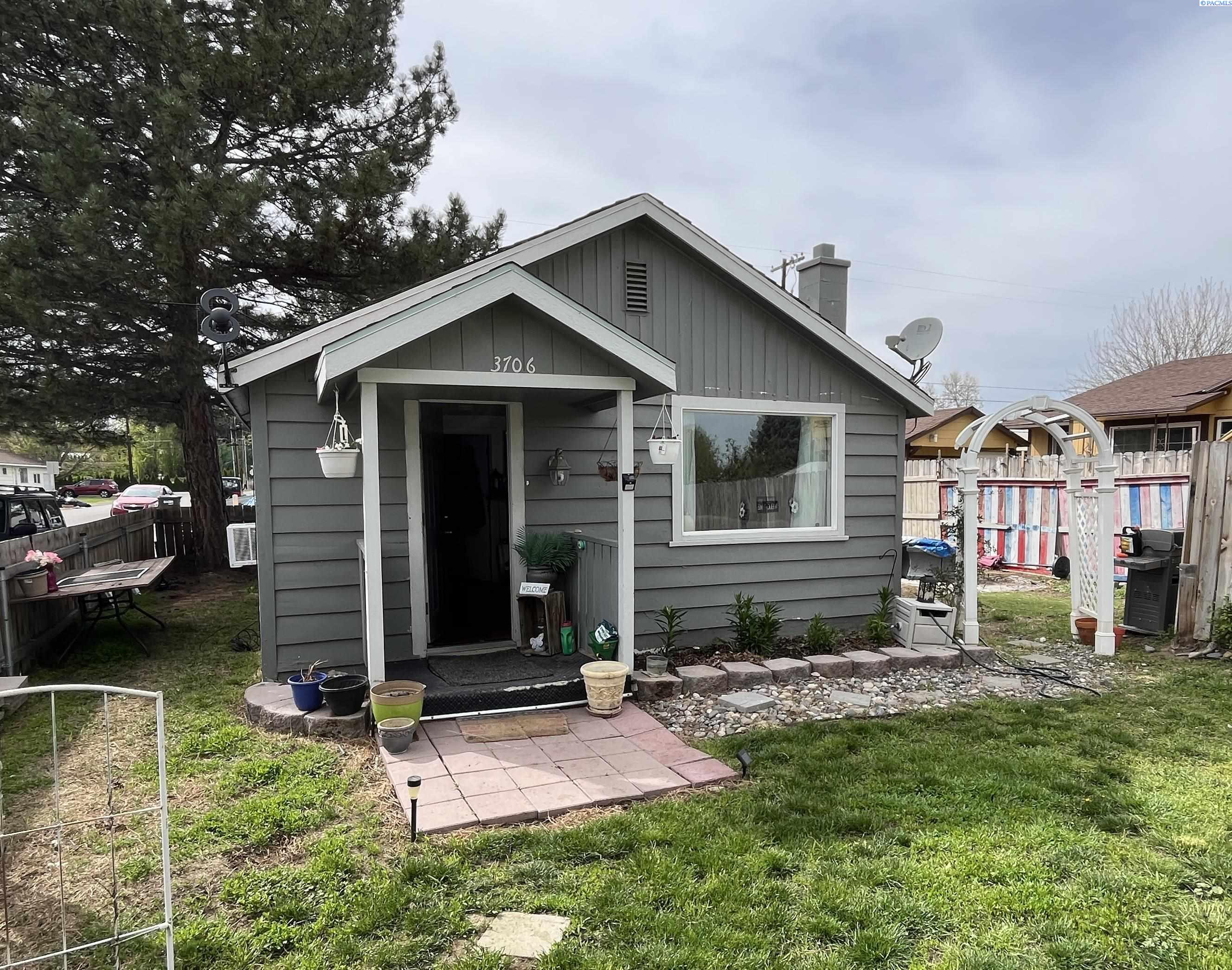 3706 Grant Lp