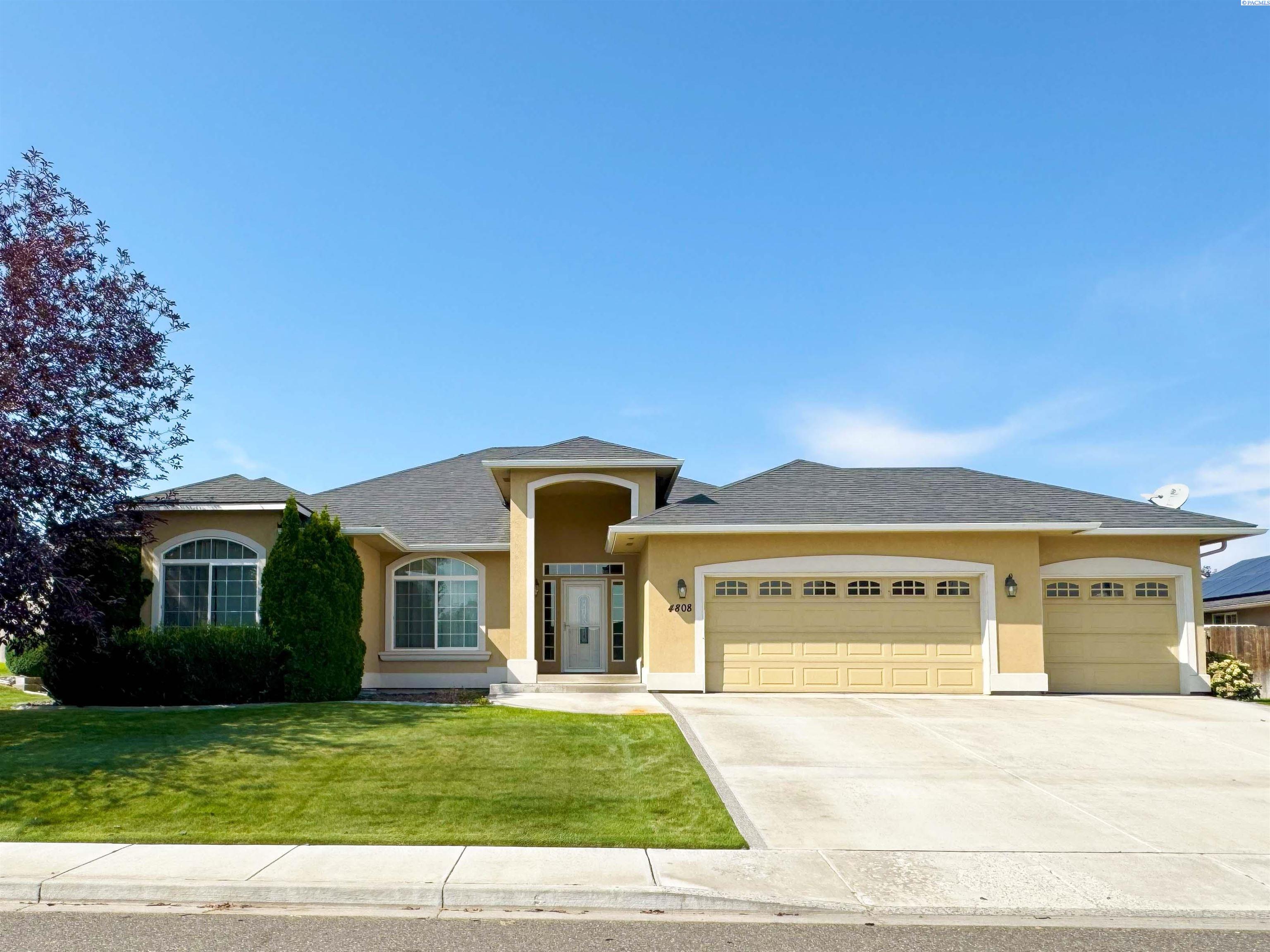 4808 Mariola Lane