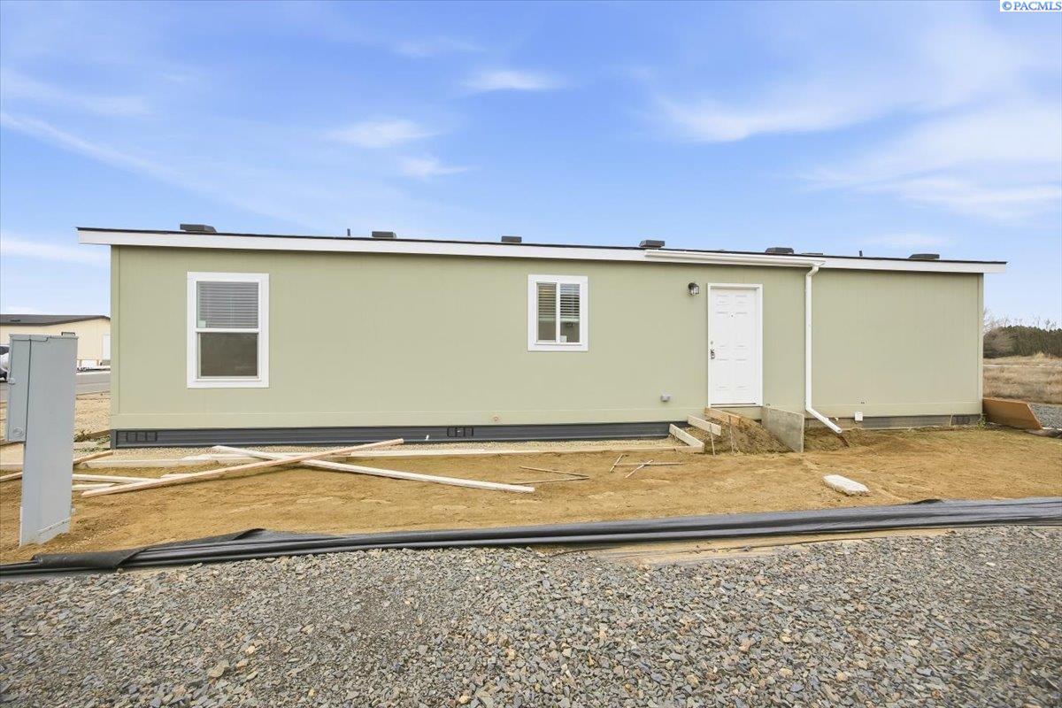 2681 E Edison Ave #30