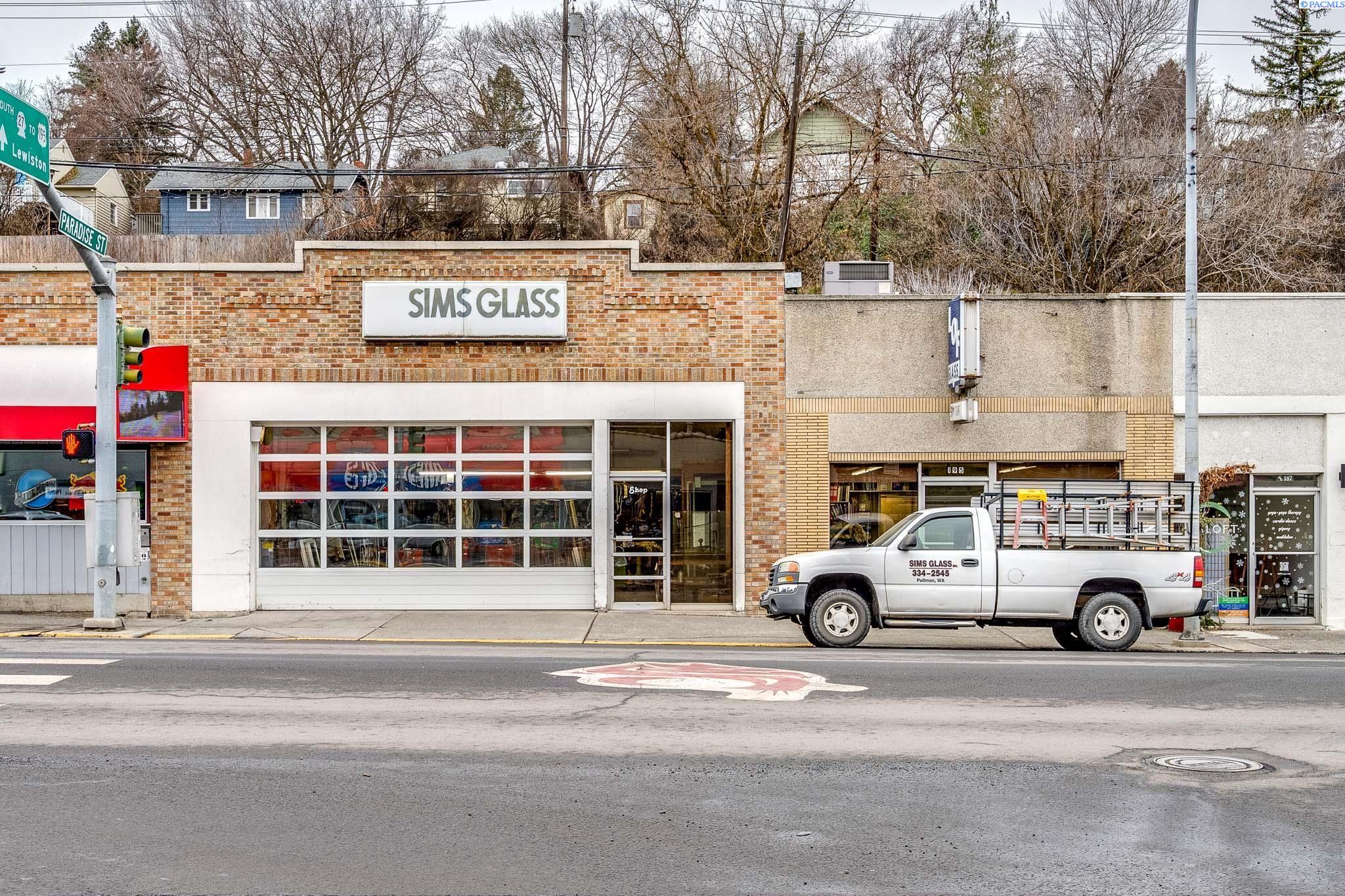 195 S Grand Ave