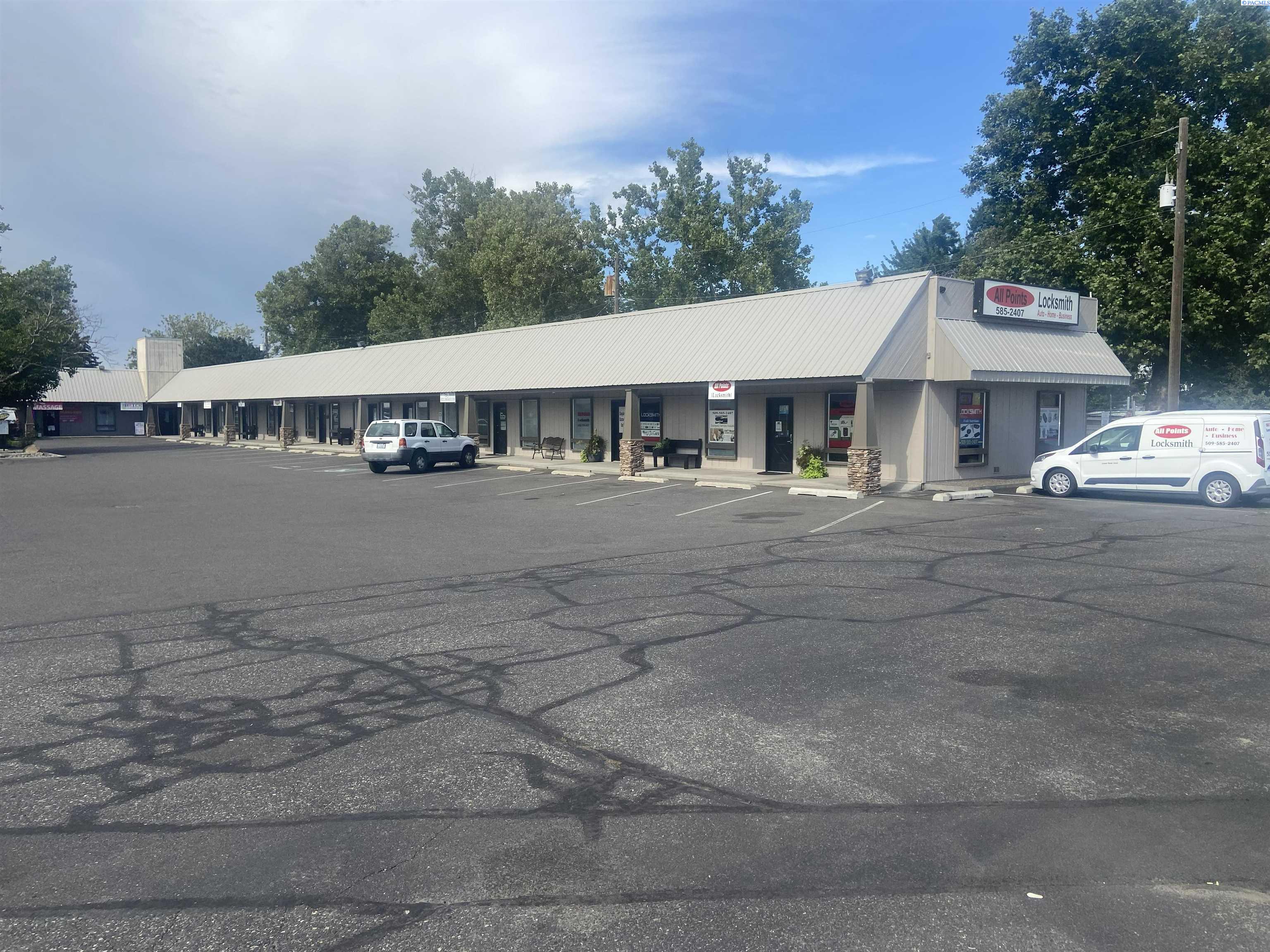 3902 W Clearwater #110