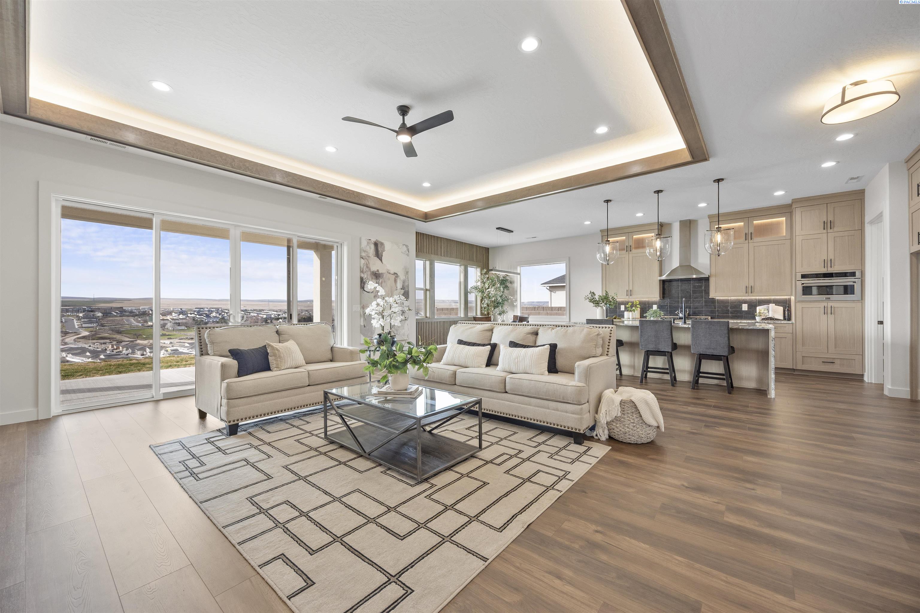 6027 W 28th Place