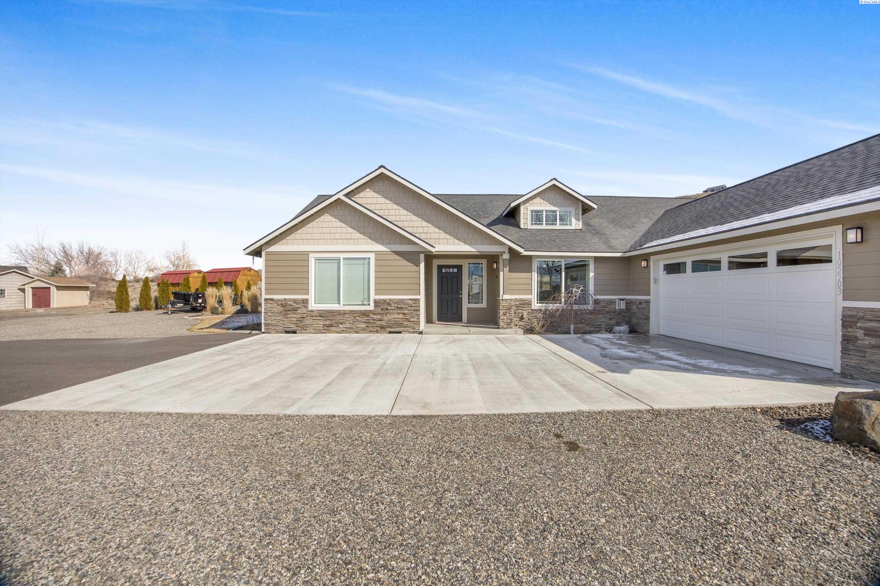 105503 E. Badge E Badger Rd.