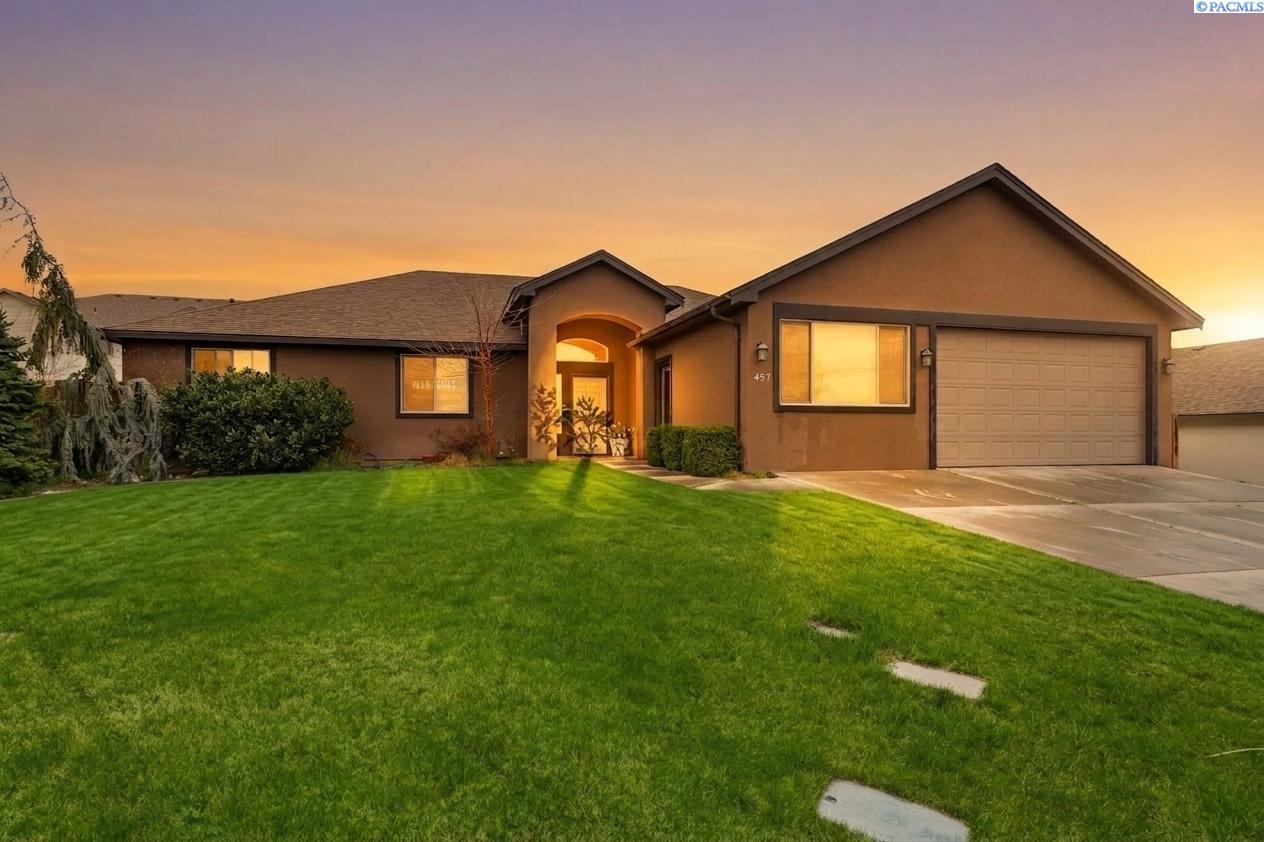 497 Charbonneau Dr