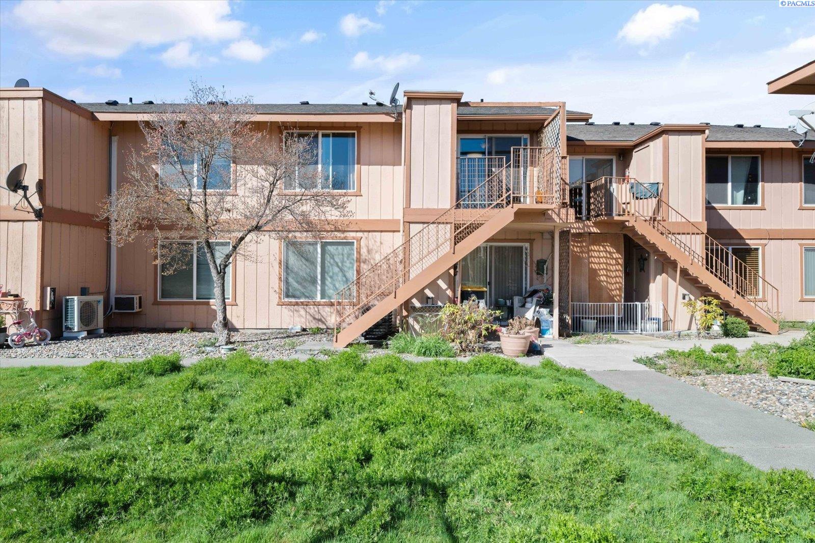 3121 W Hood I 204