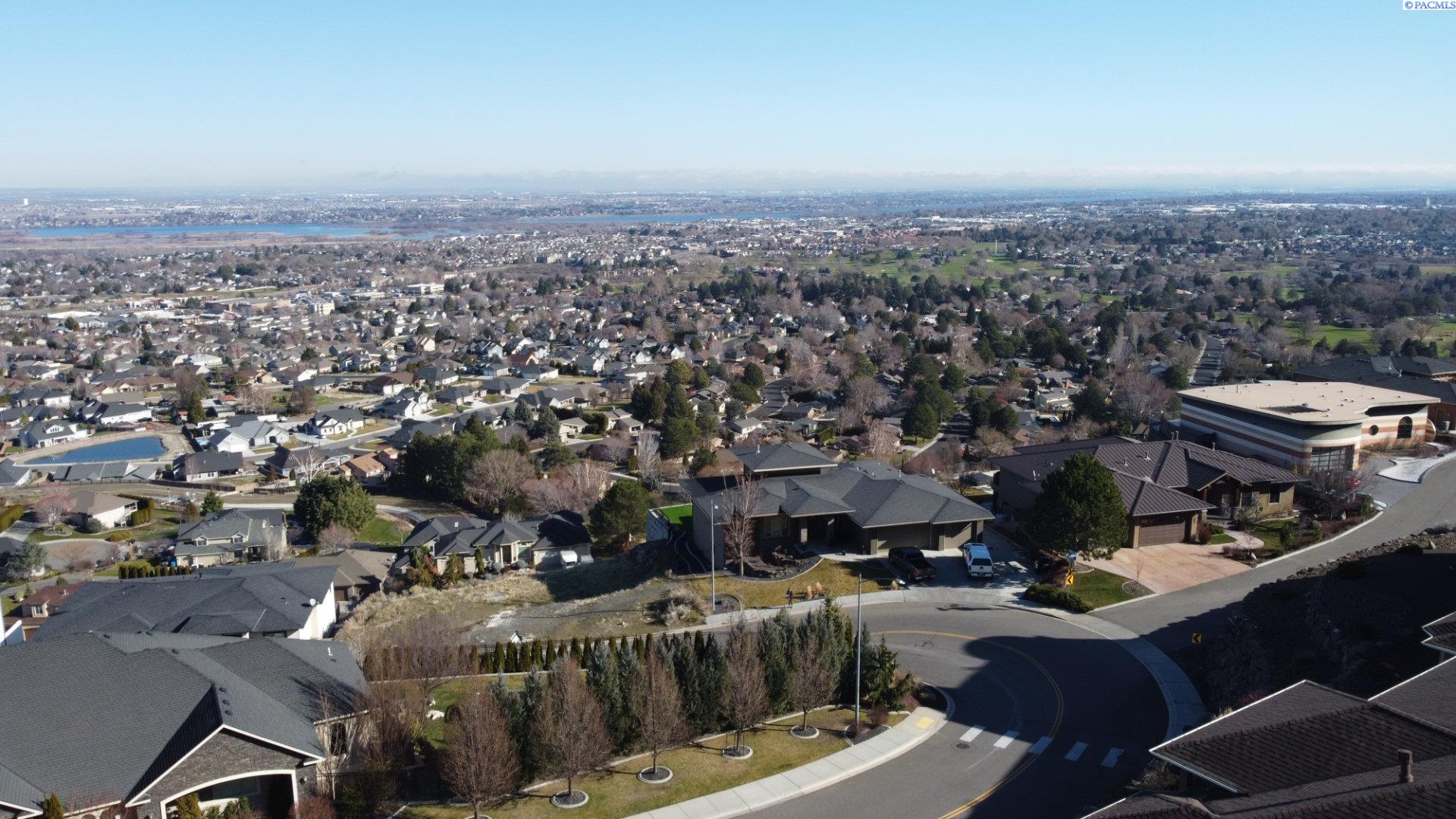 486 Mont Blanc Way