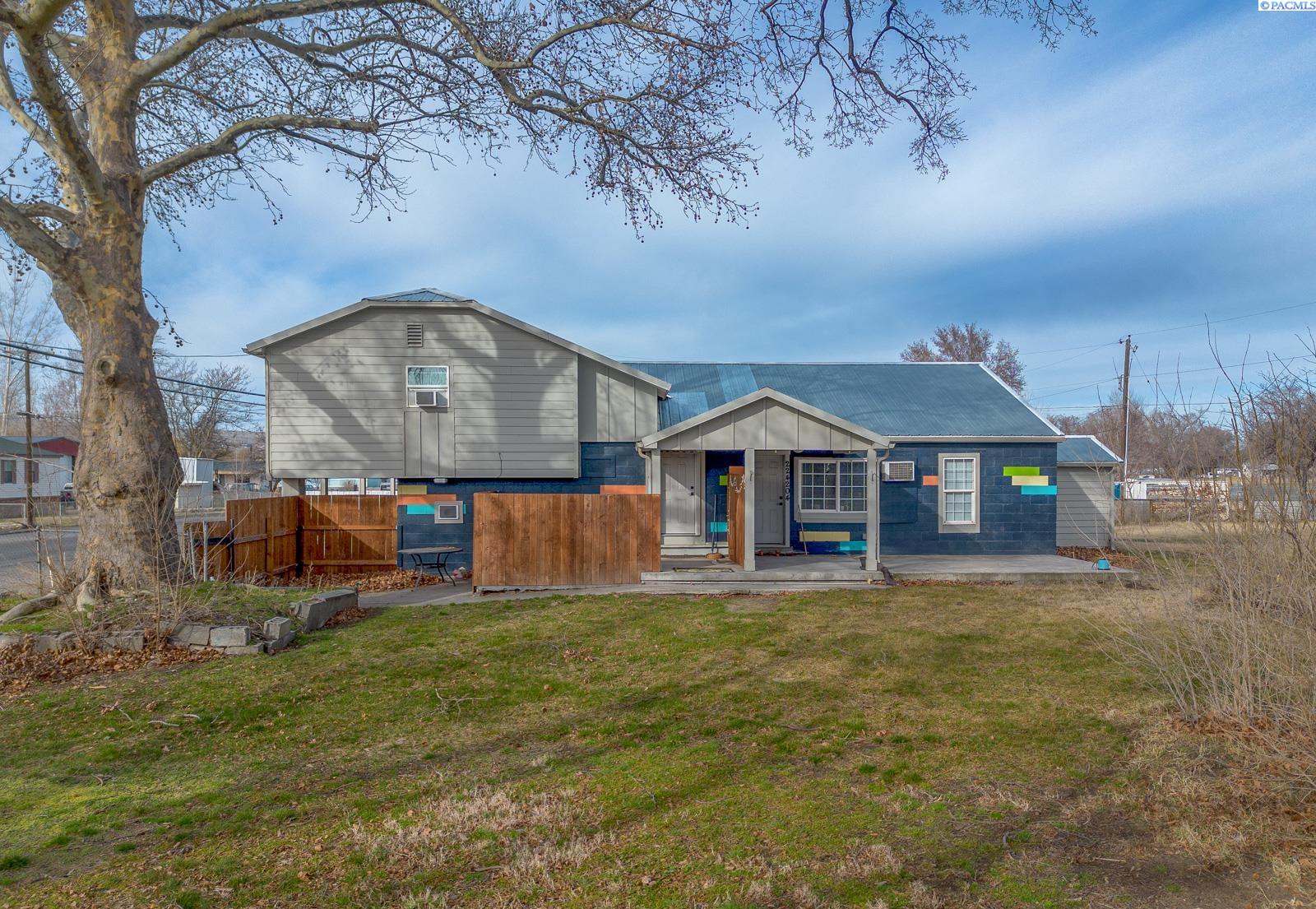 224204 E Main Street