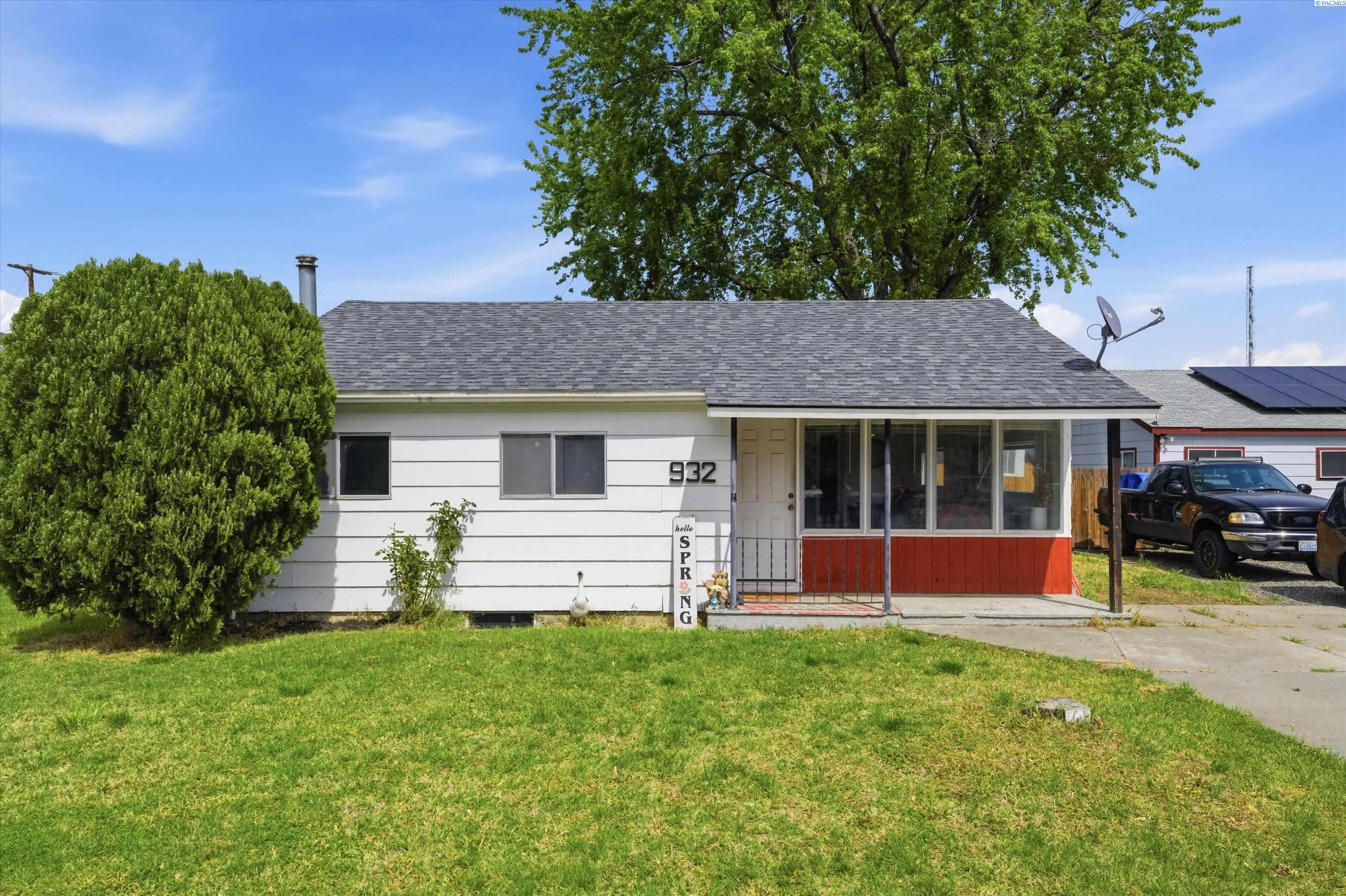 932 Sanford Ave.