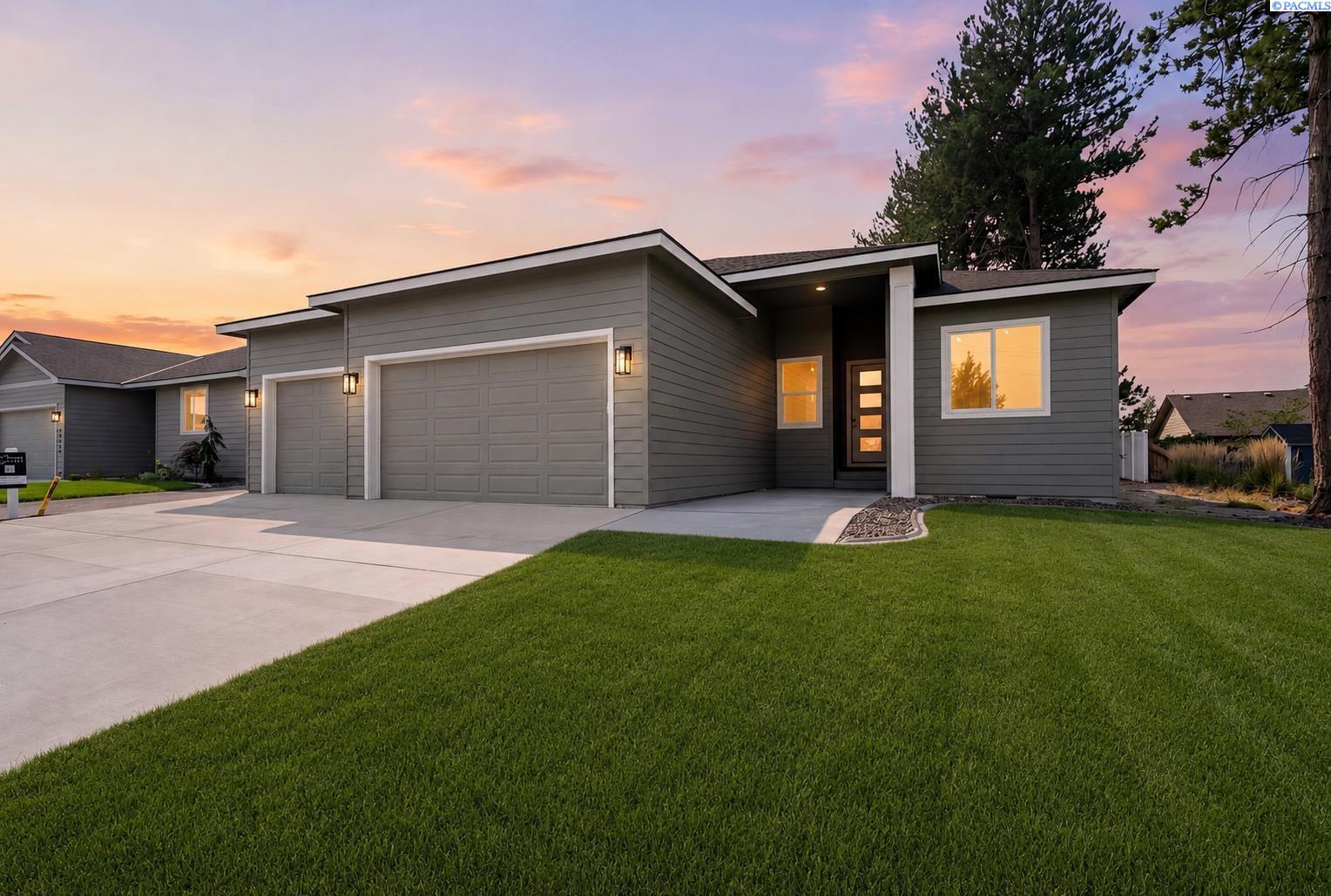 10159 W 16th Place