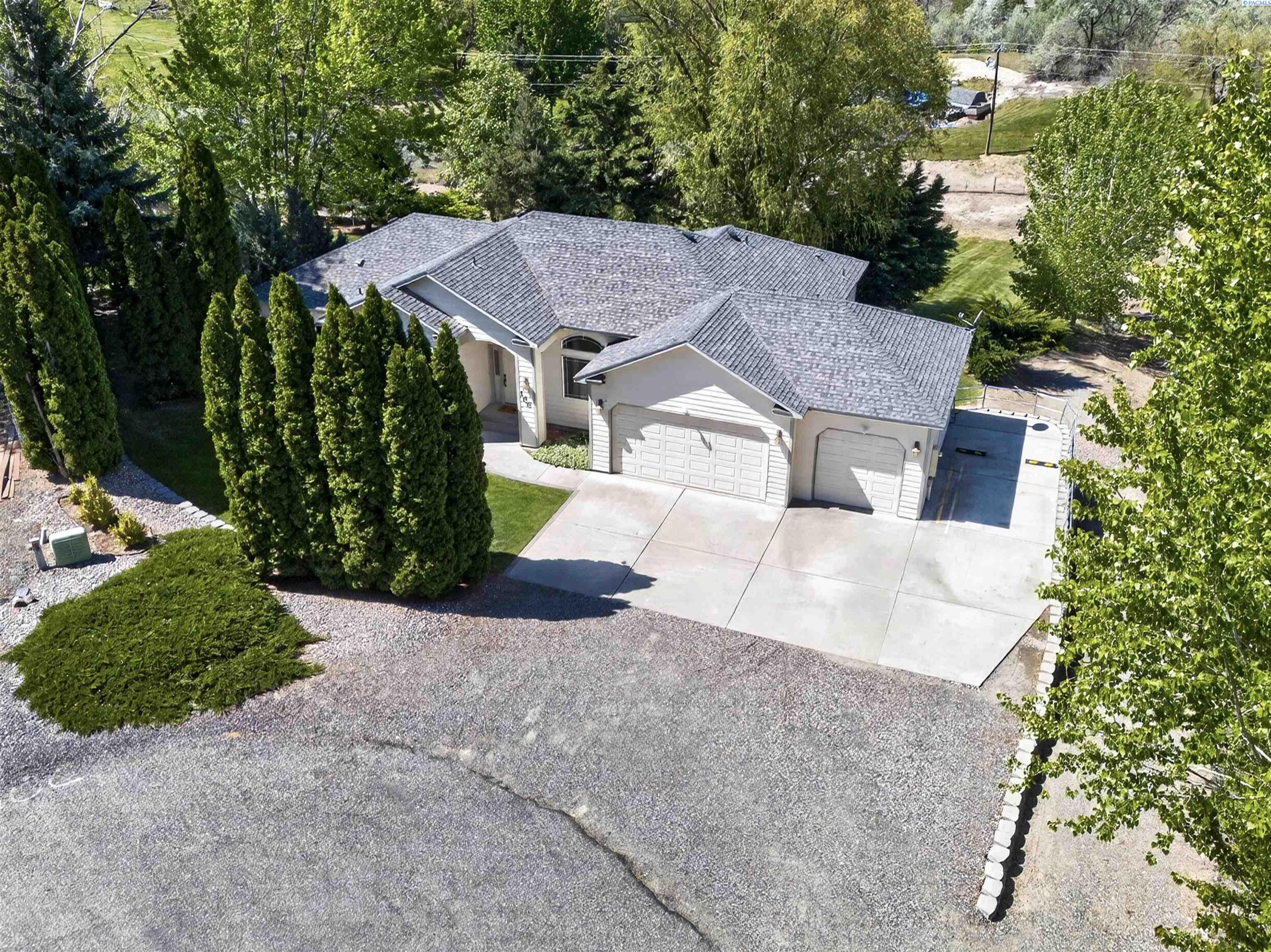 100 S Etiwanda Ct