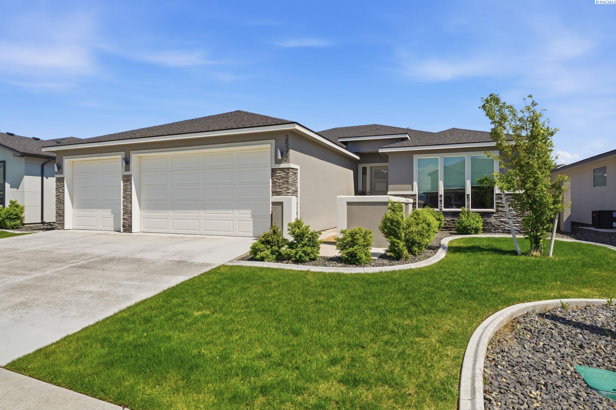 2522 Brodie Lane