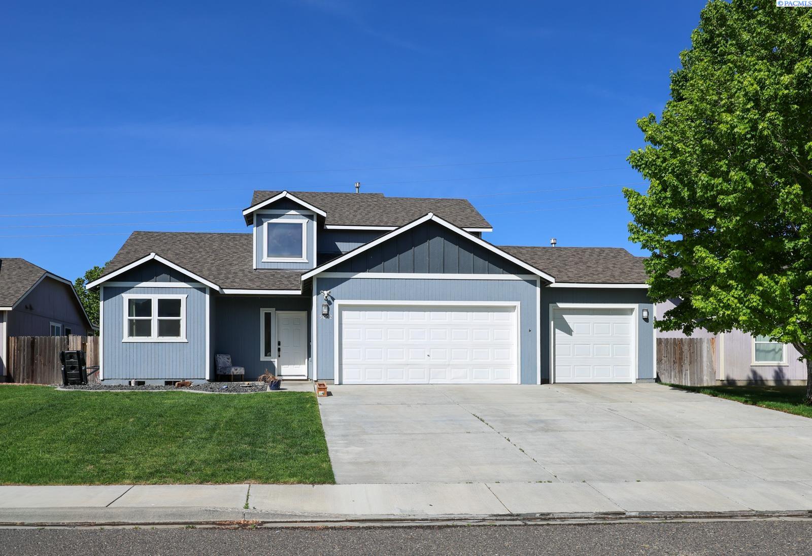 5002 Spirea Drive