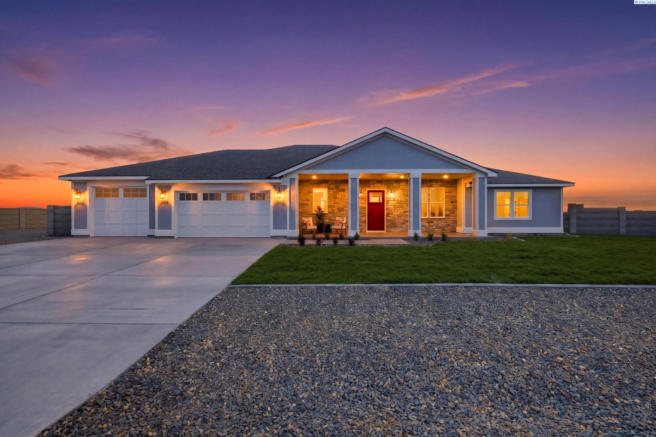 359 Panoramic Dr