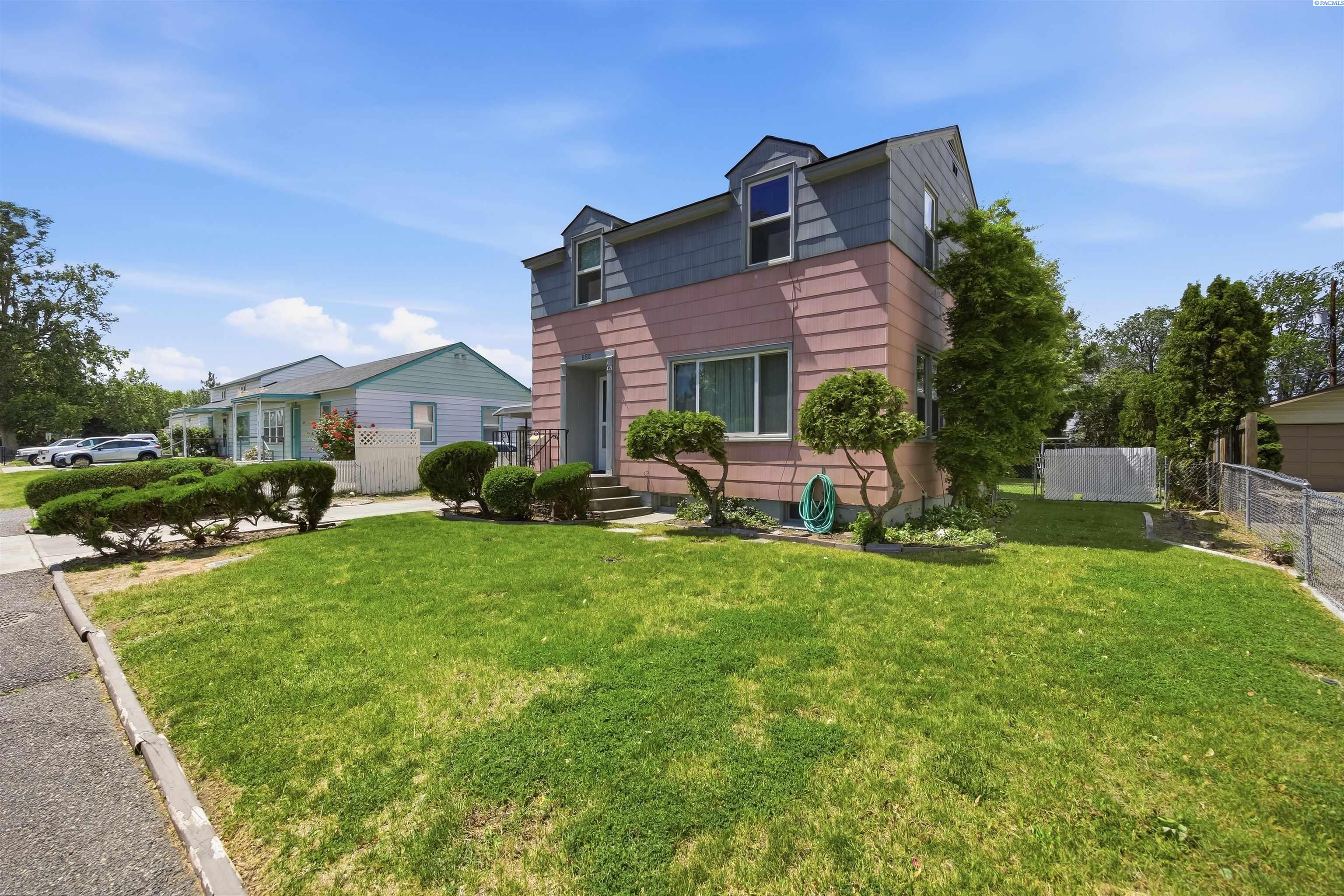 309 Barth Ave