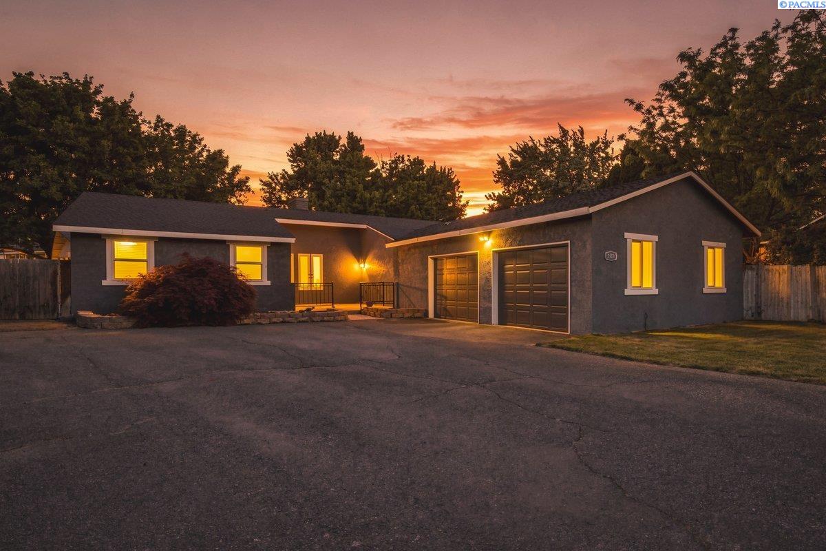 2508 S Edison Pl