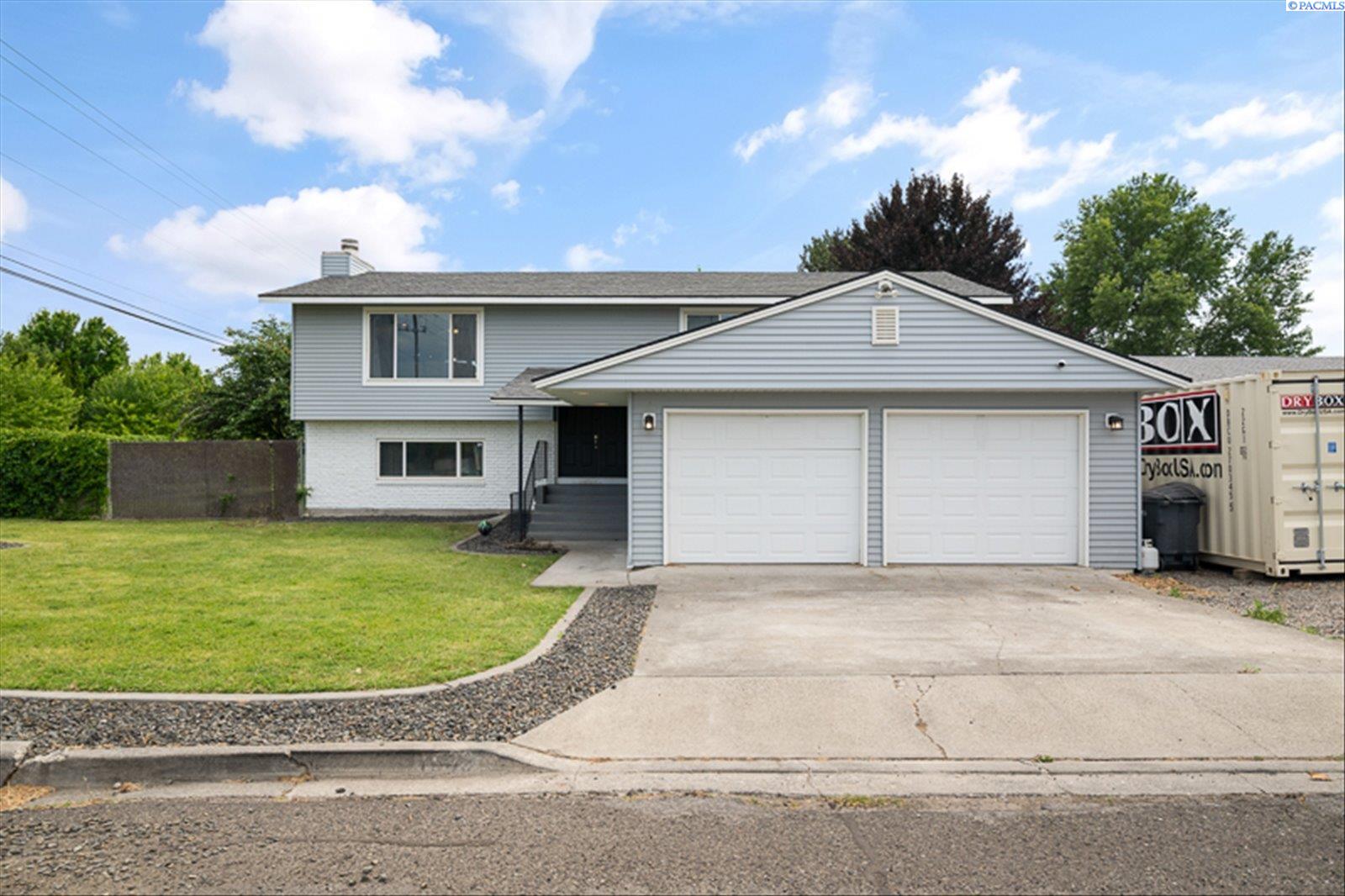 1503 W 37th Ave