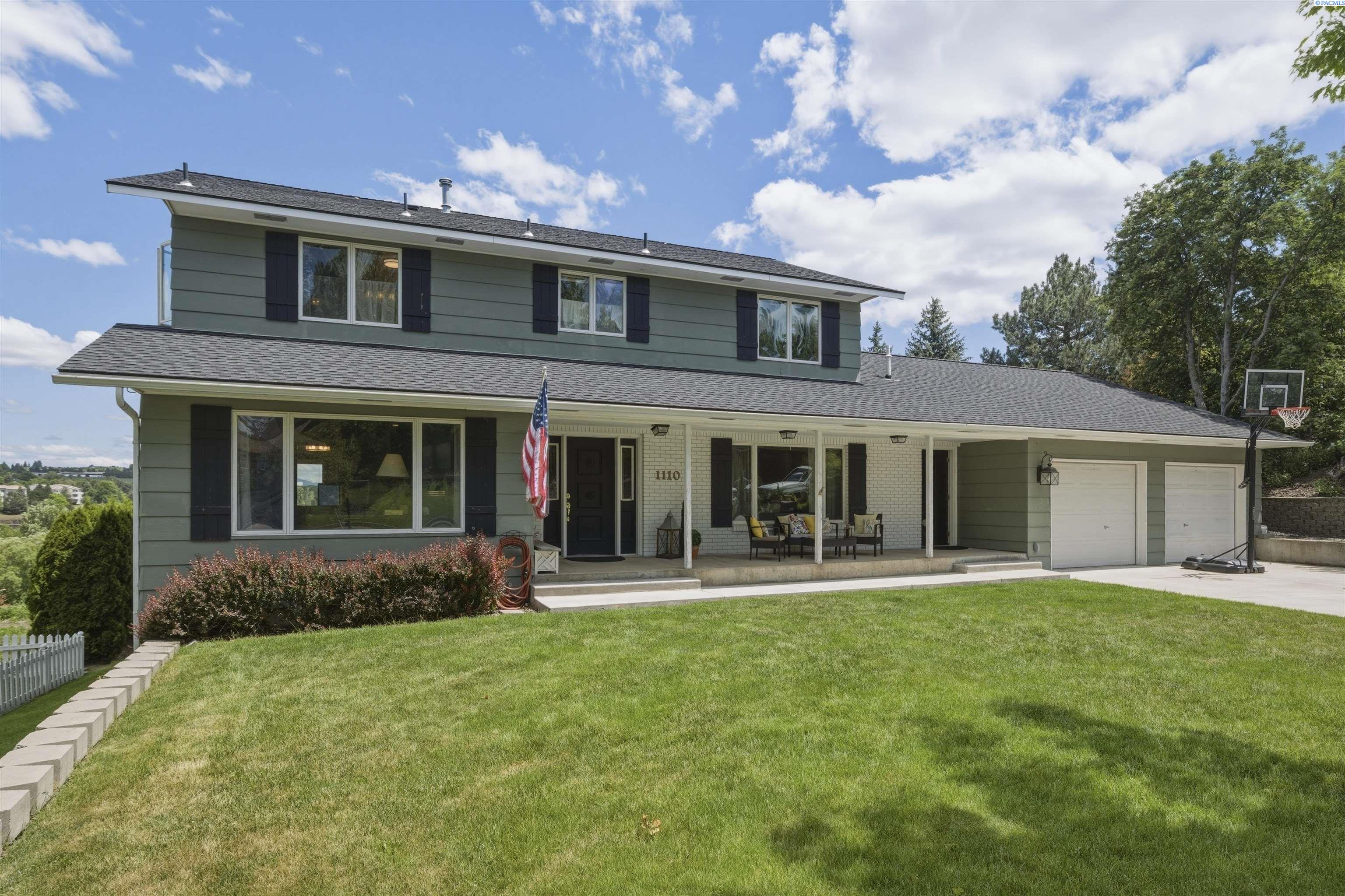 1110 SE Sunnymead Way