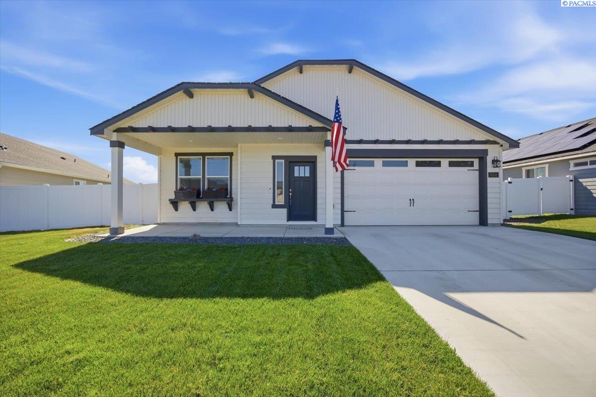 6114 Melita Ln