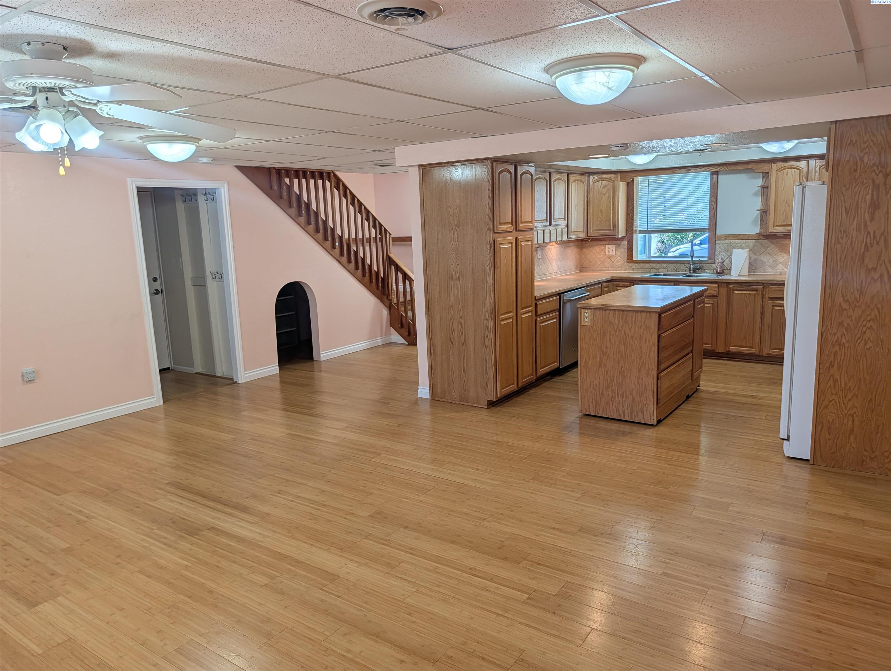 2407 Boise St