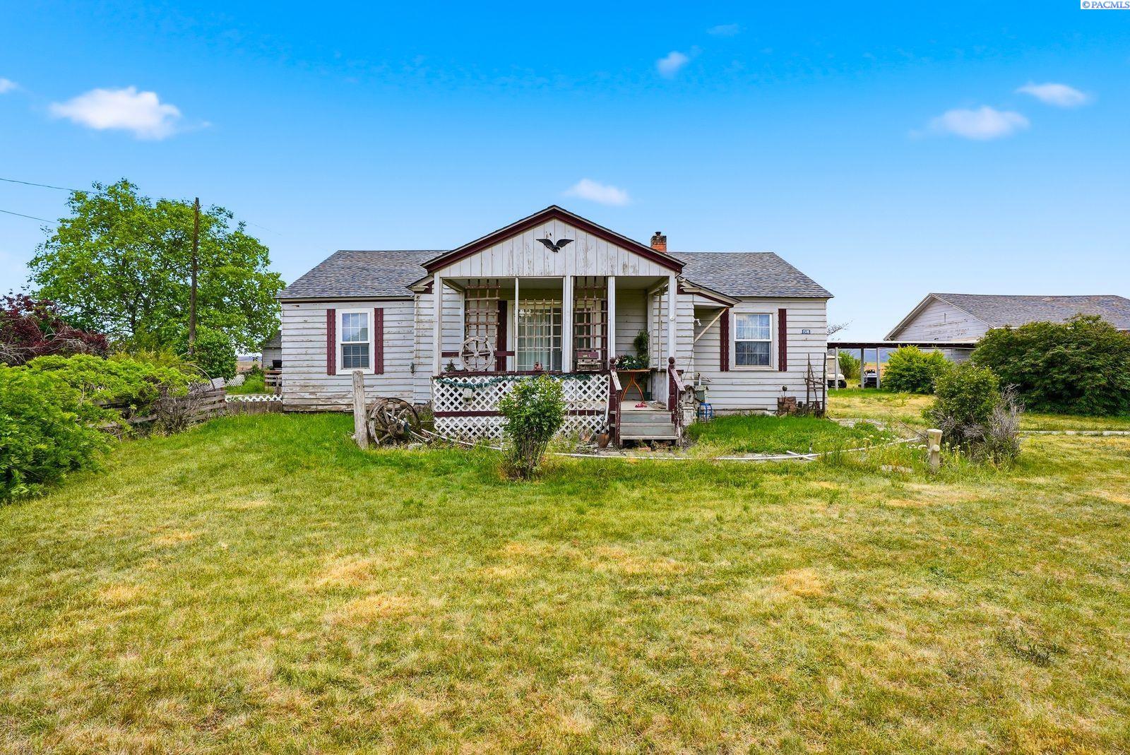 1580 N Cottonwood Rd