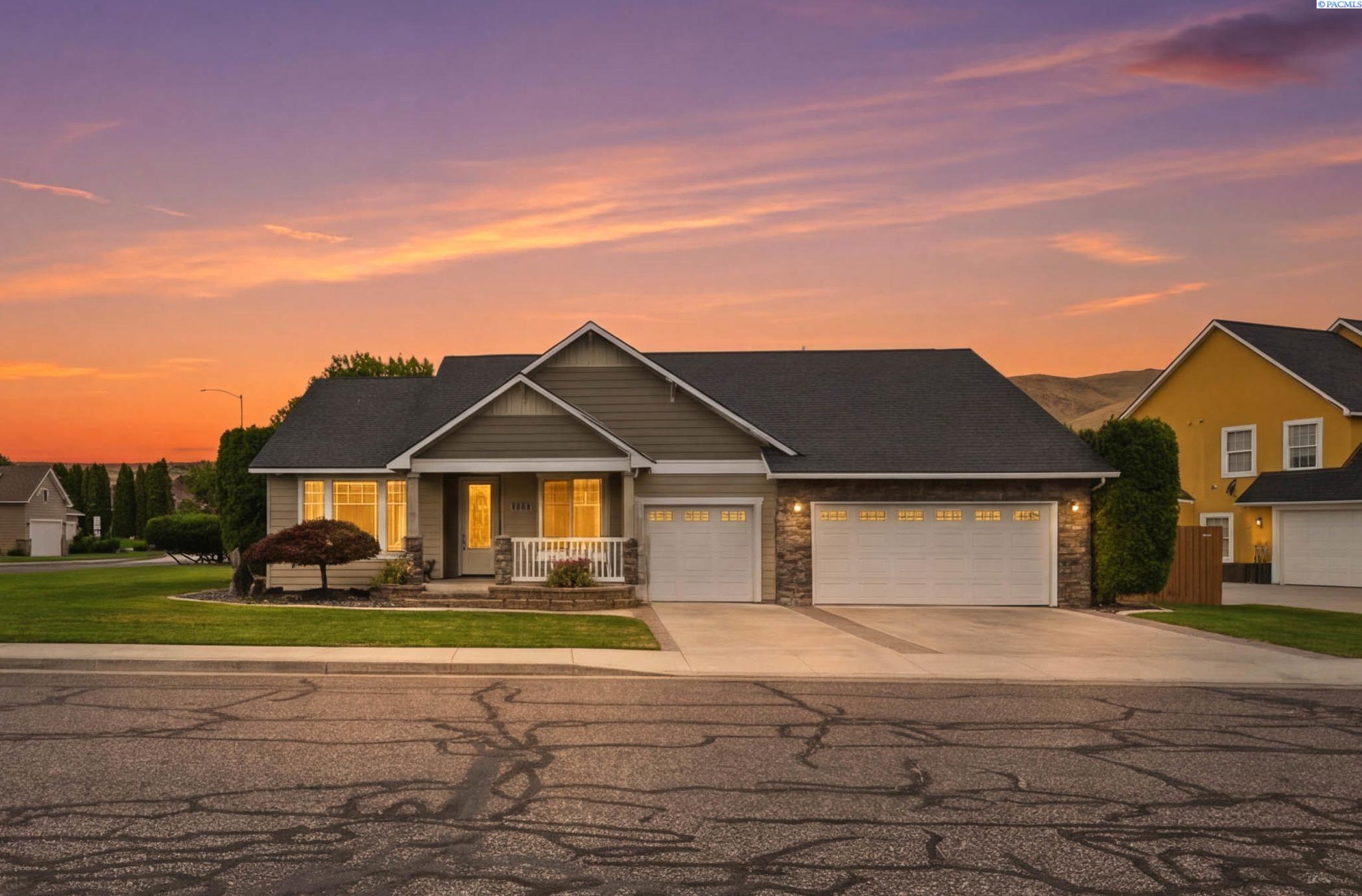 1355 Jonagold Dr