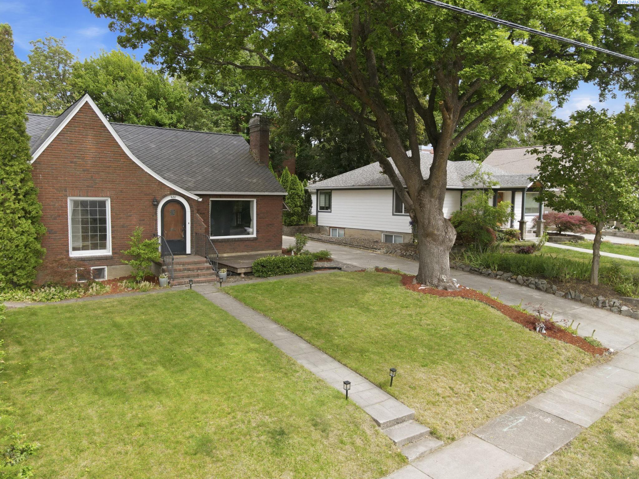 620 SE High Street