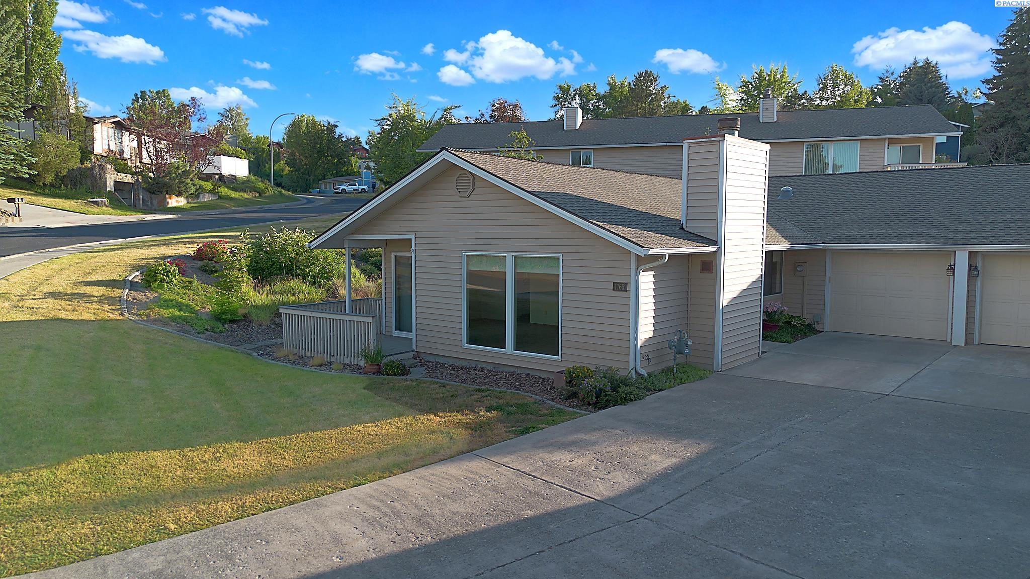 1165 SW Wadleigh Dr.