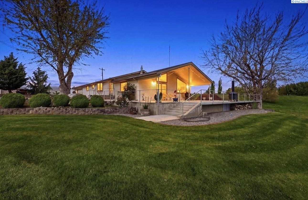 3114 E Highland Extension RD