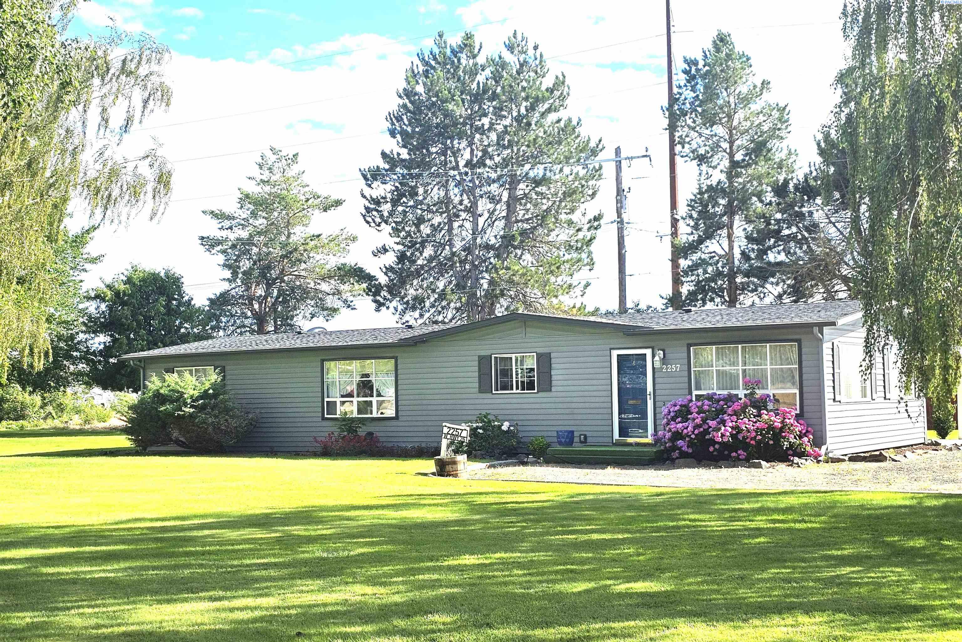 2257 W HWY 26