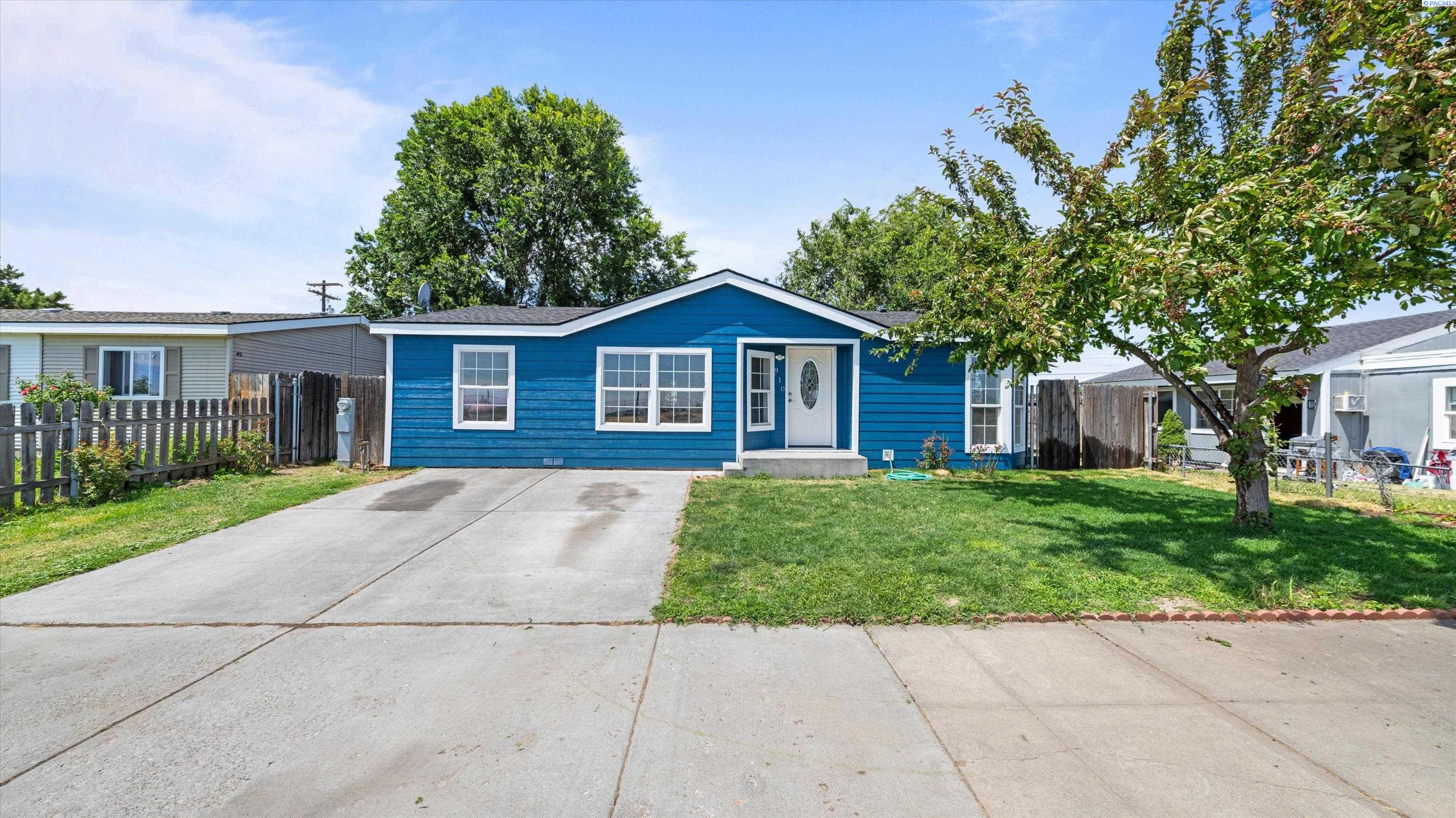 910 S 4th Ave