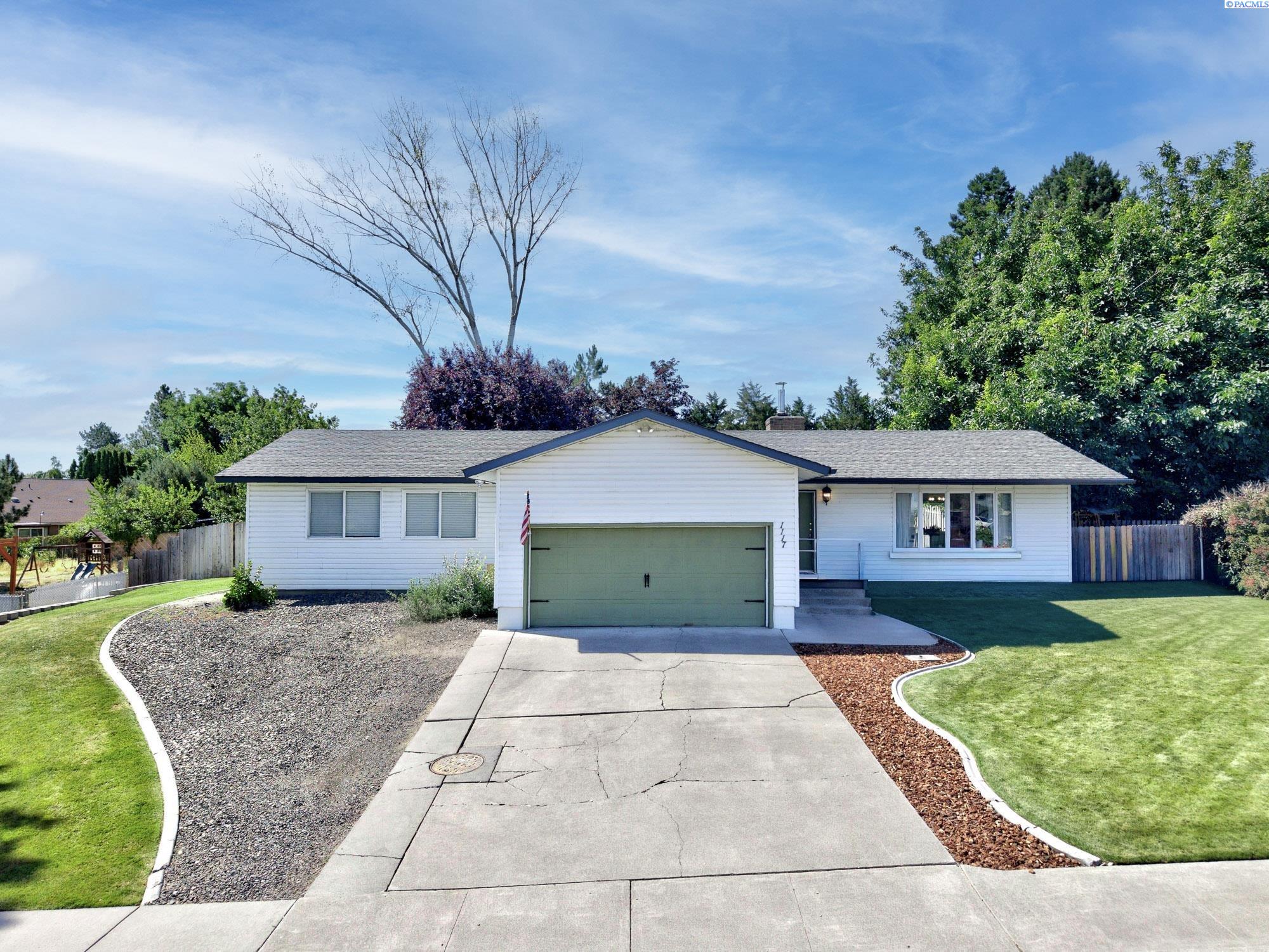 1117 W 19th Ave