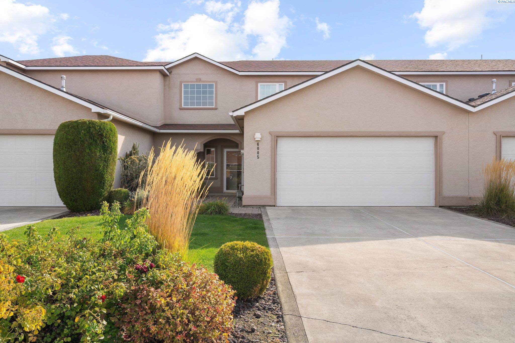 6005 Mia Lane