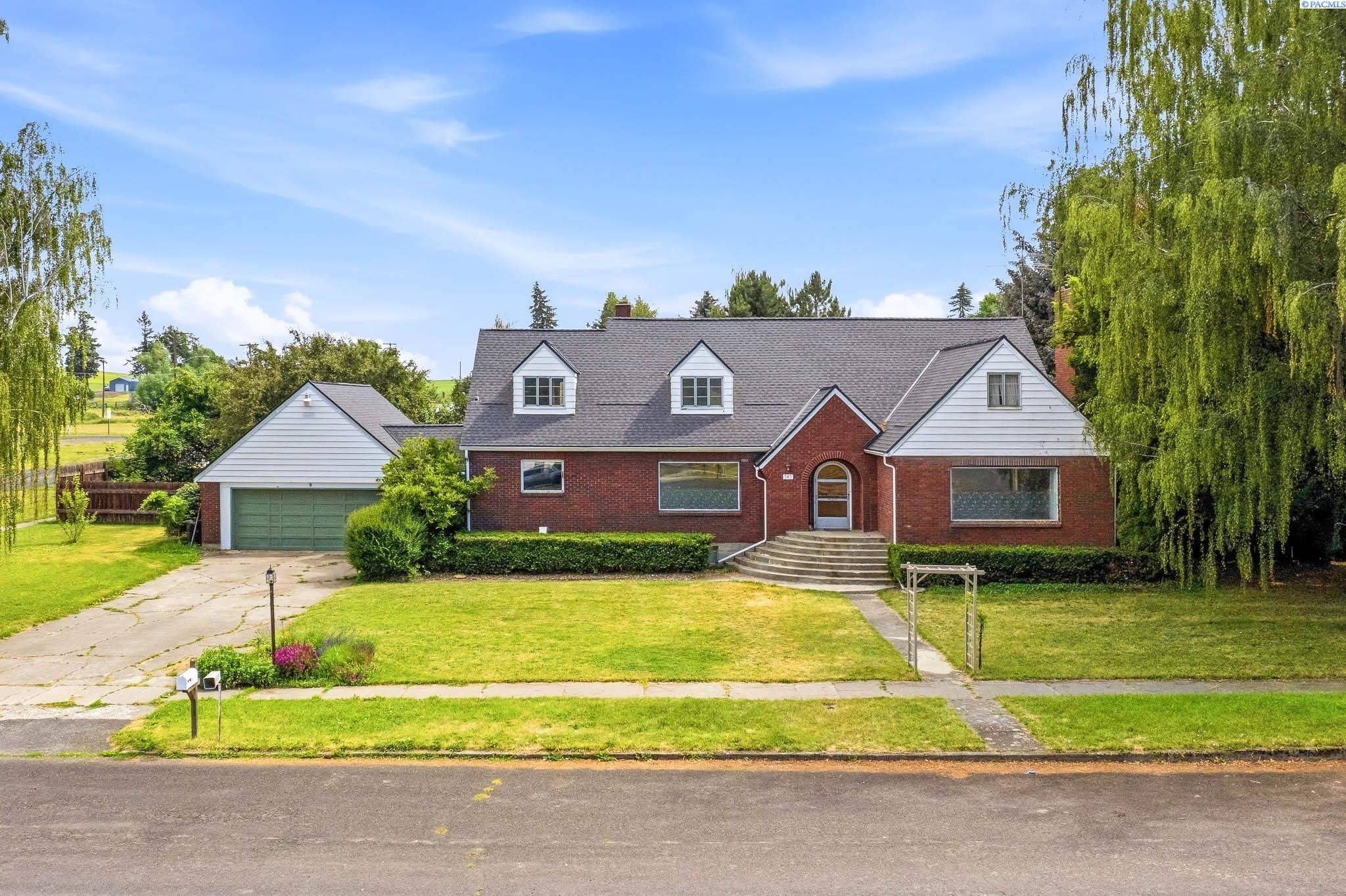 303 W Steptoe Ave