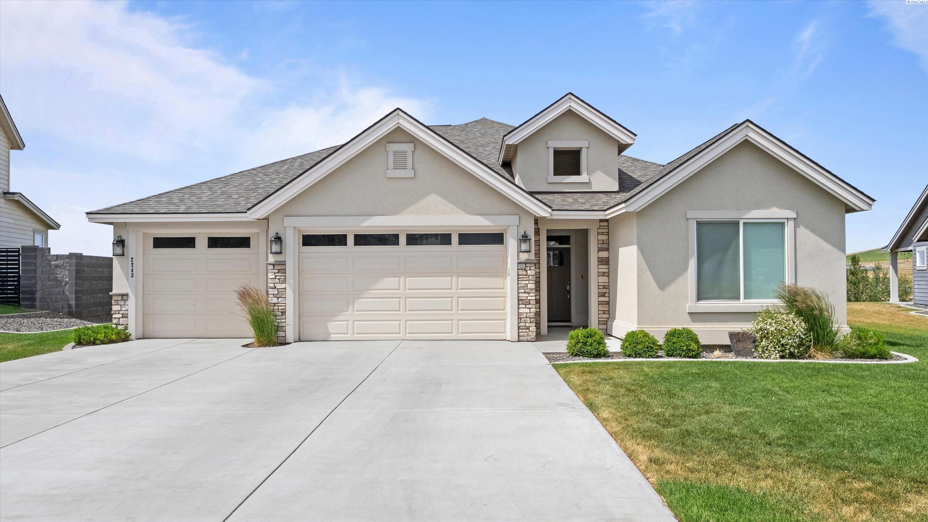 2243 Legacy Lane