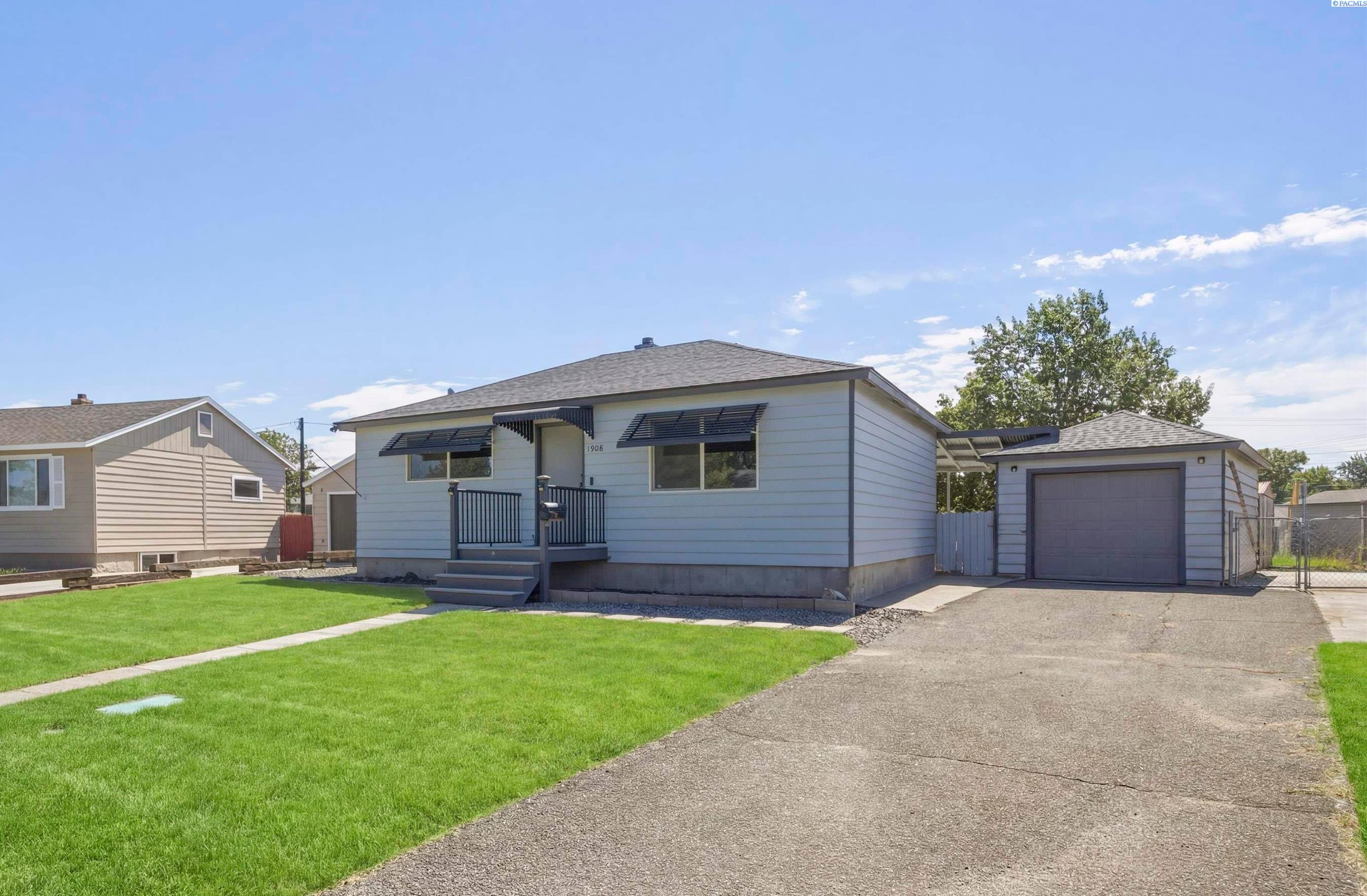 1908 Everest Ave