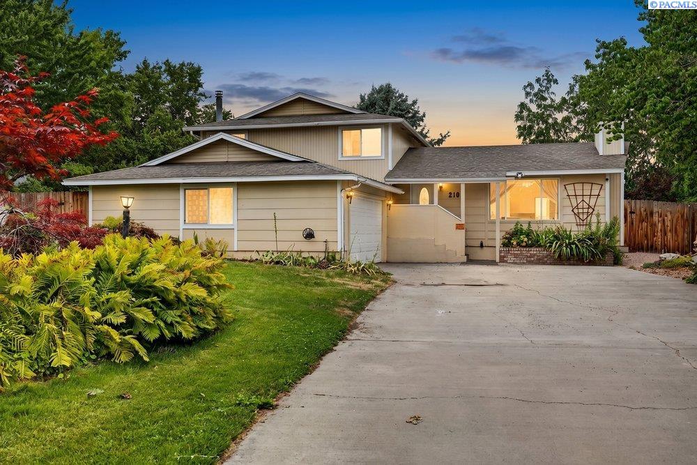 2105 Pheasant Lane