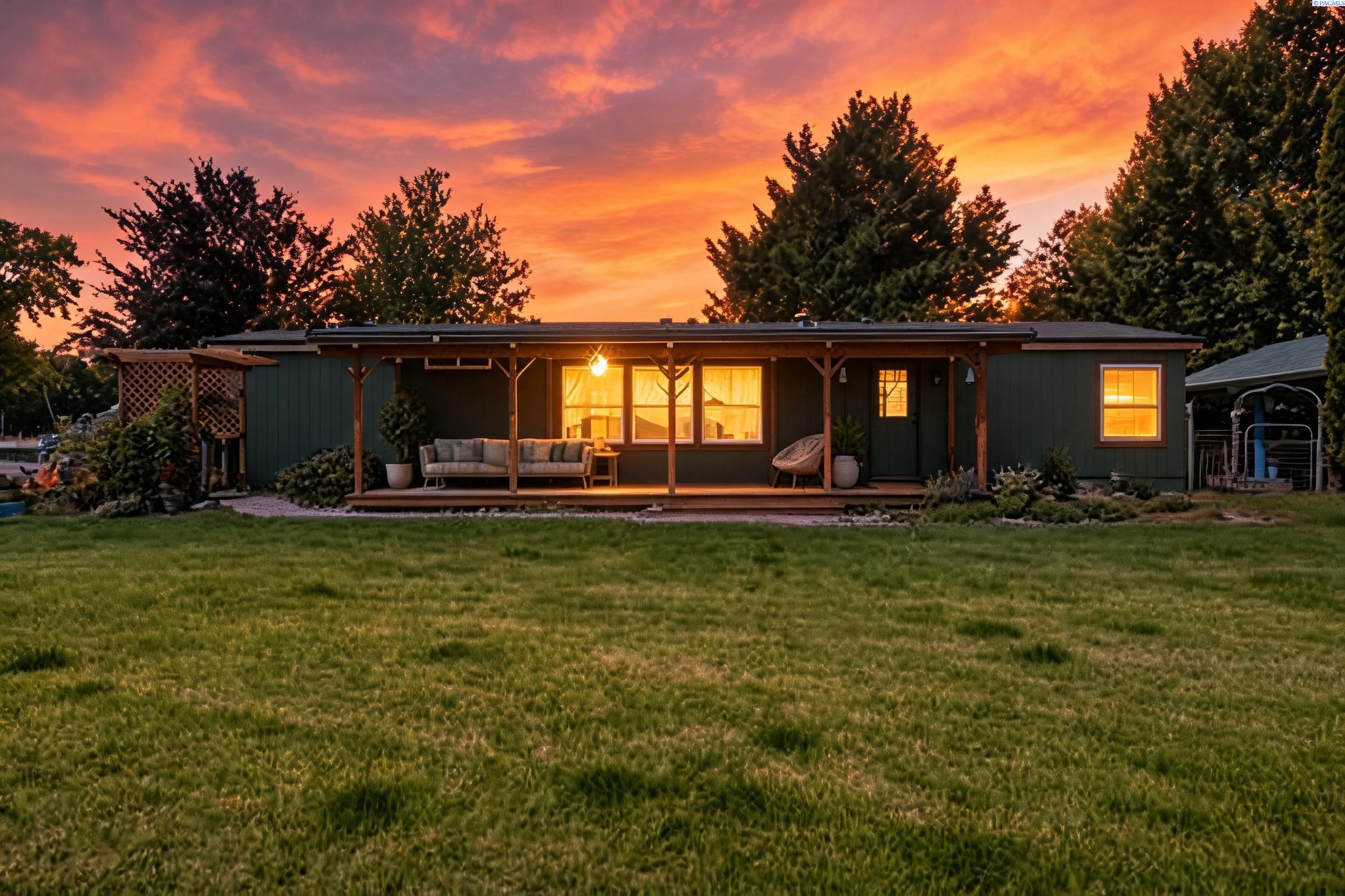 246006 E 672 Kennewick WA 99337