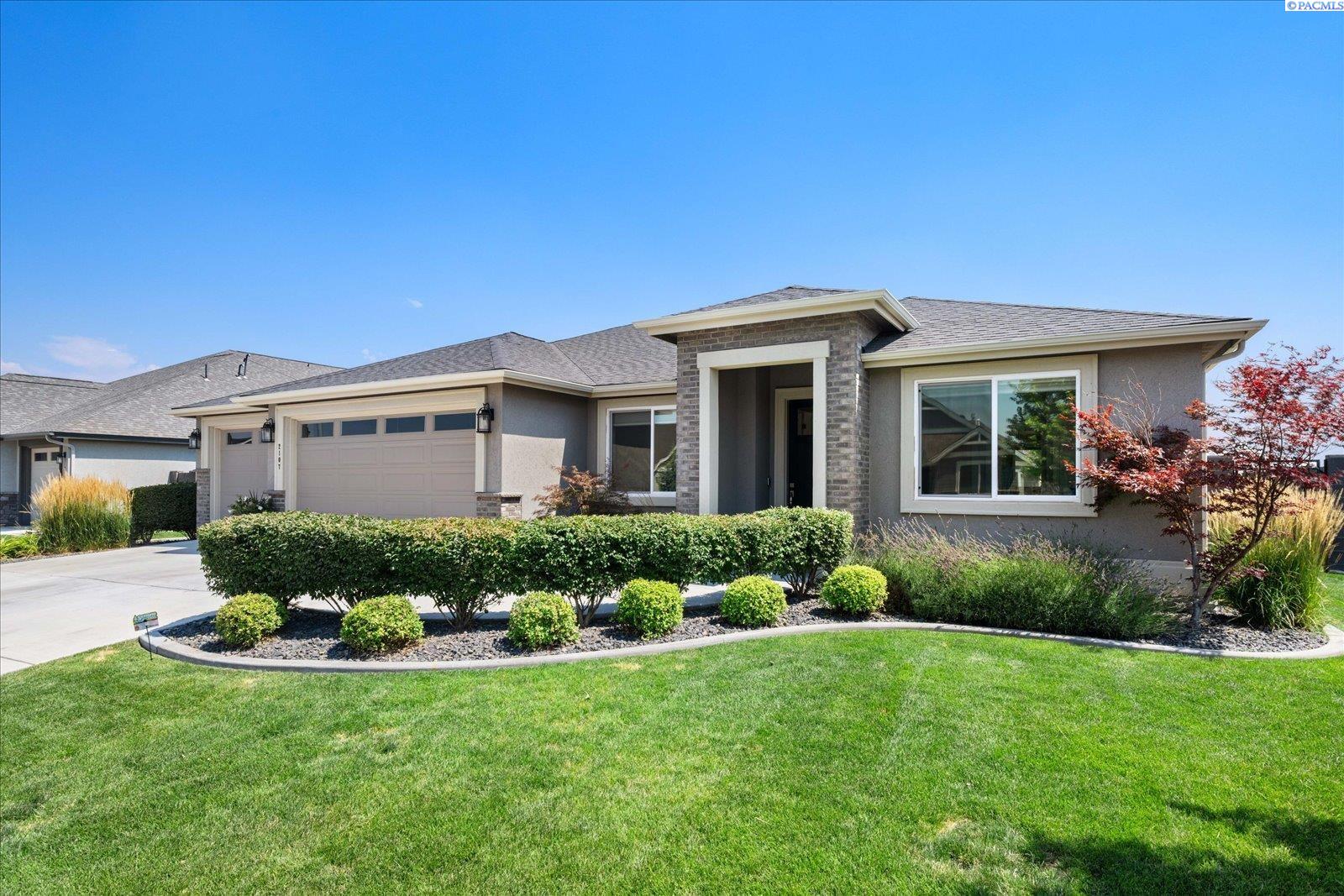 2107 Legacy Lane