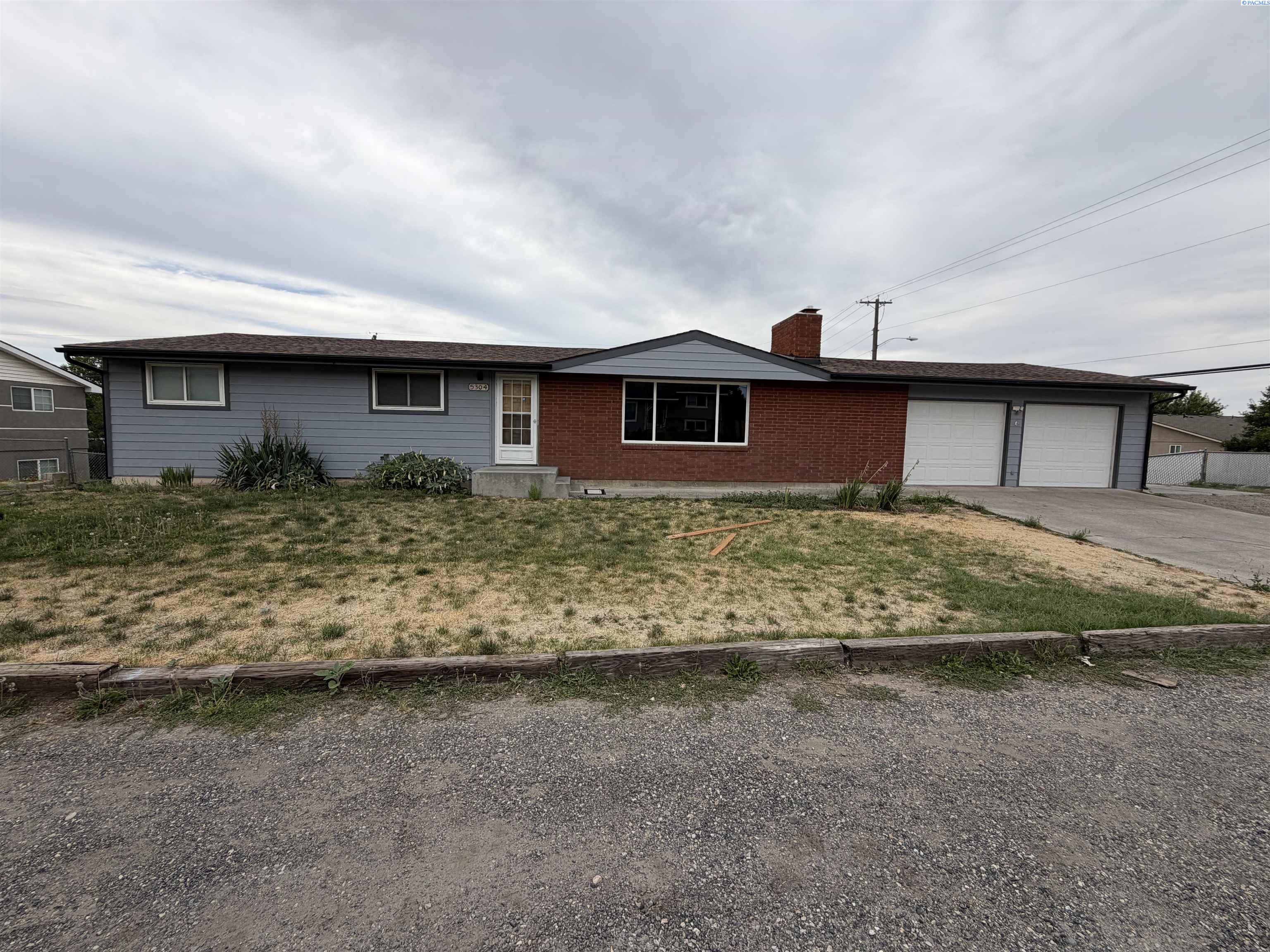 5304 W Skagit Ave