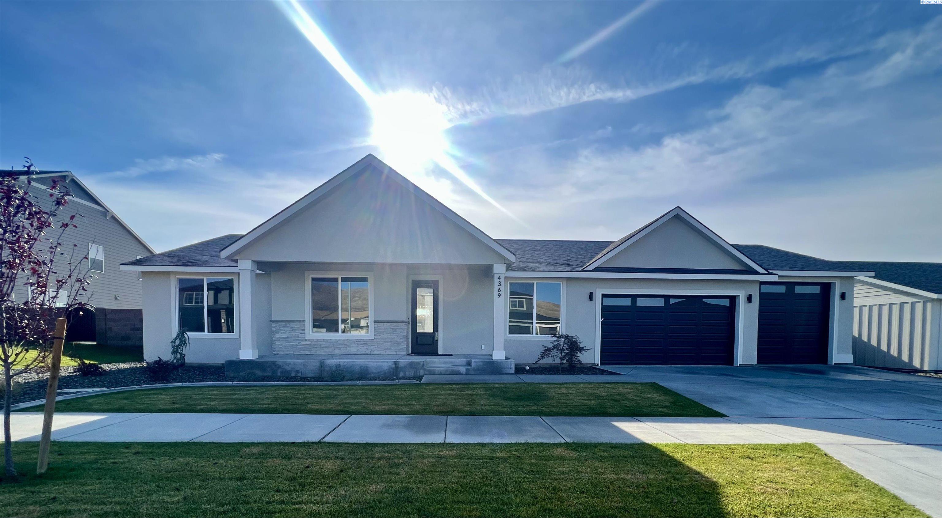 4369 Lolo Way