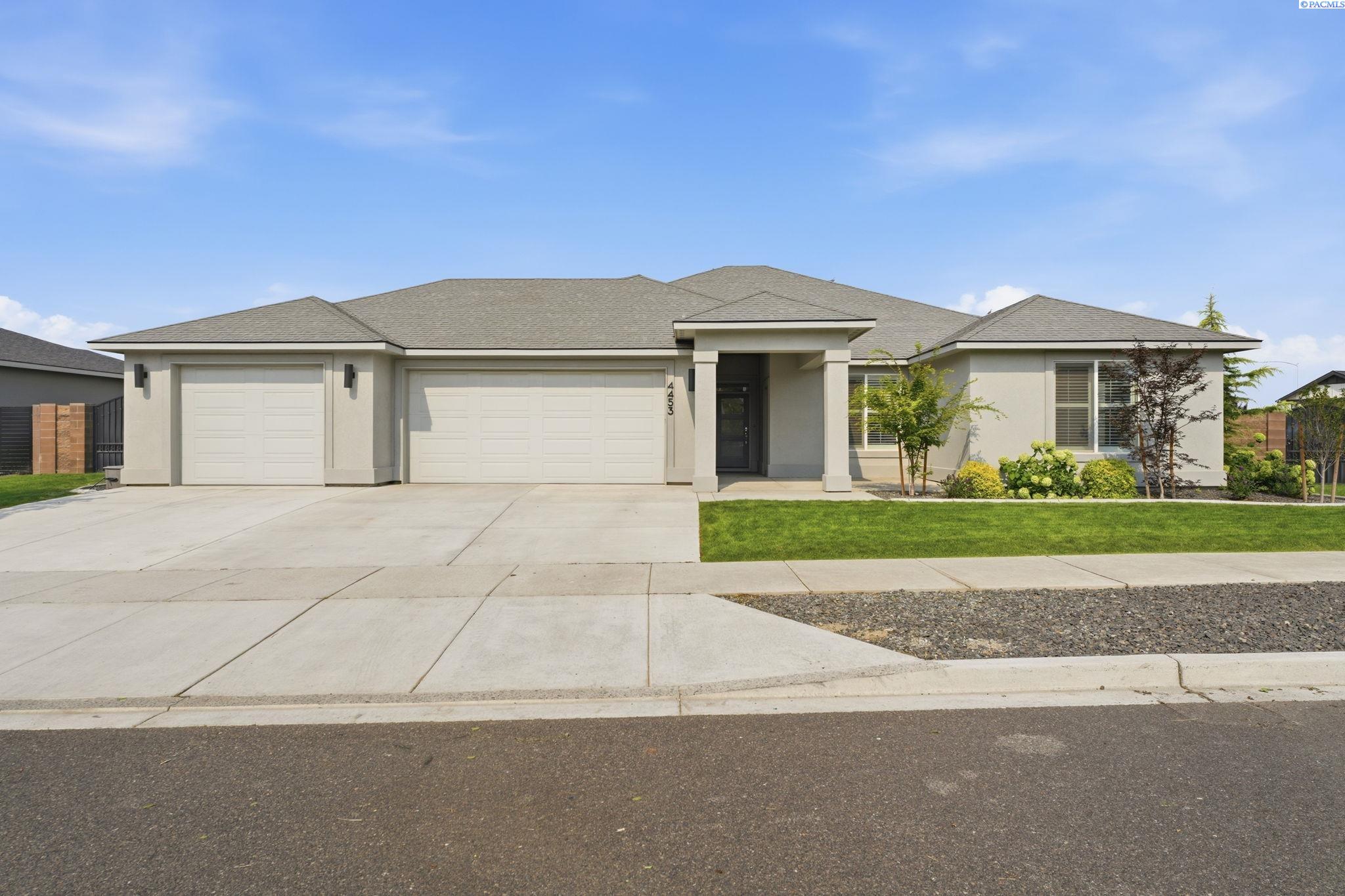 4453 Lolo Way