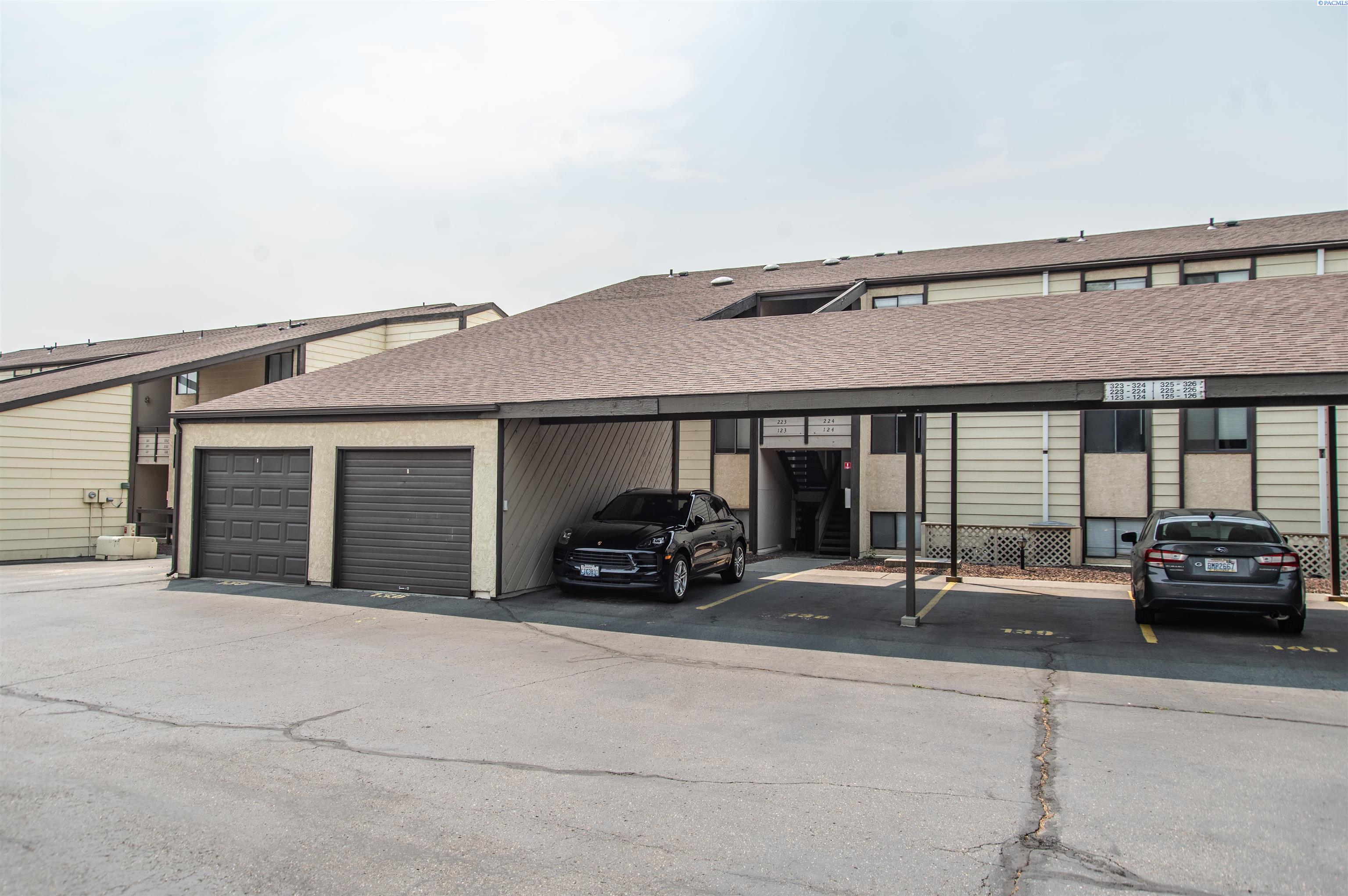 303 Gage Blvd, Unit 324