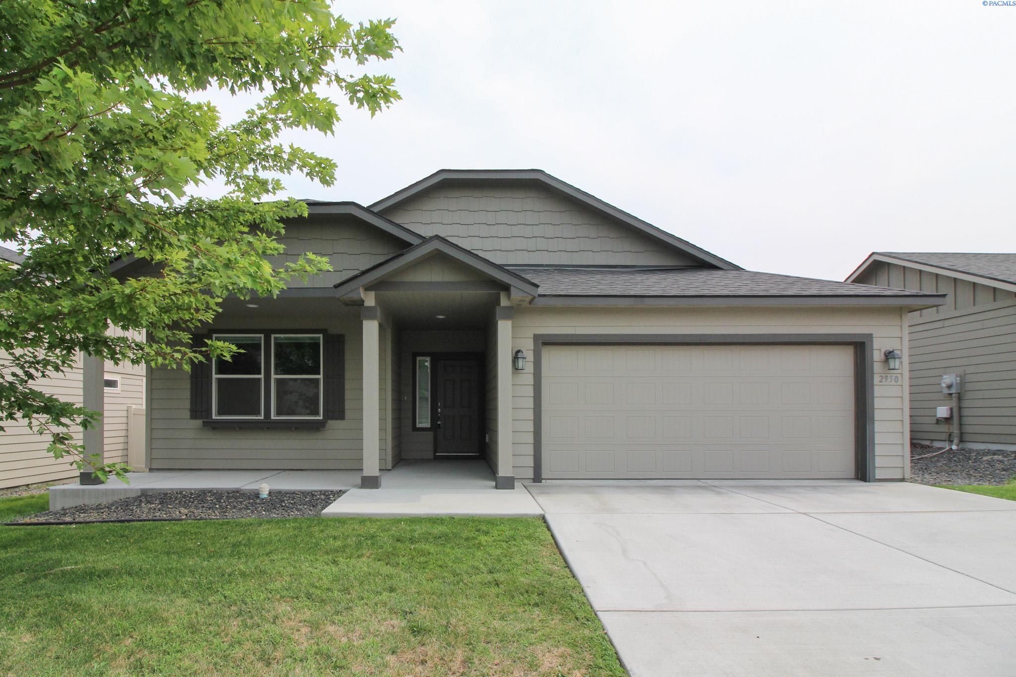 2950 Woodland Pl
