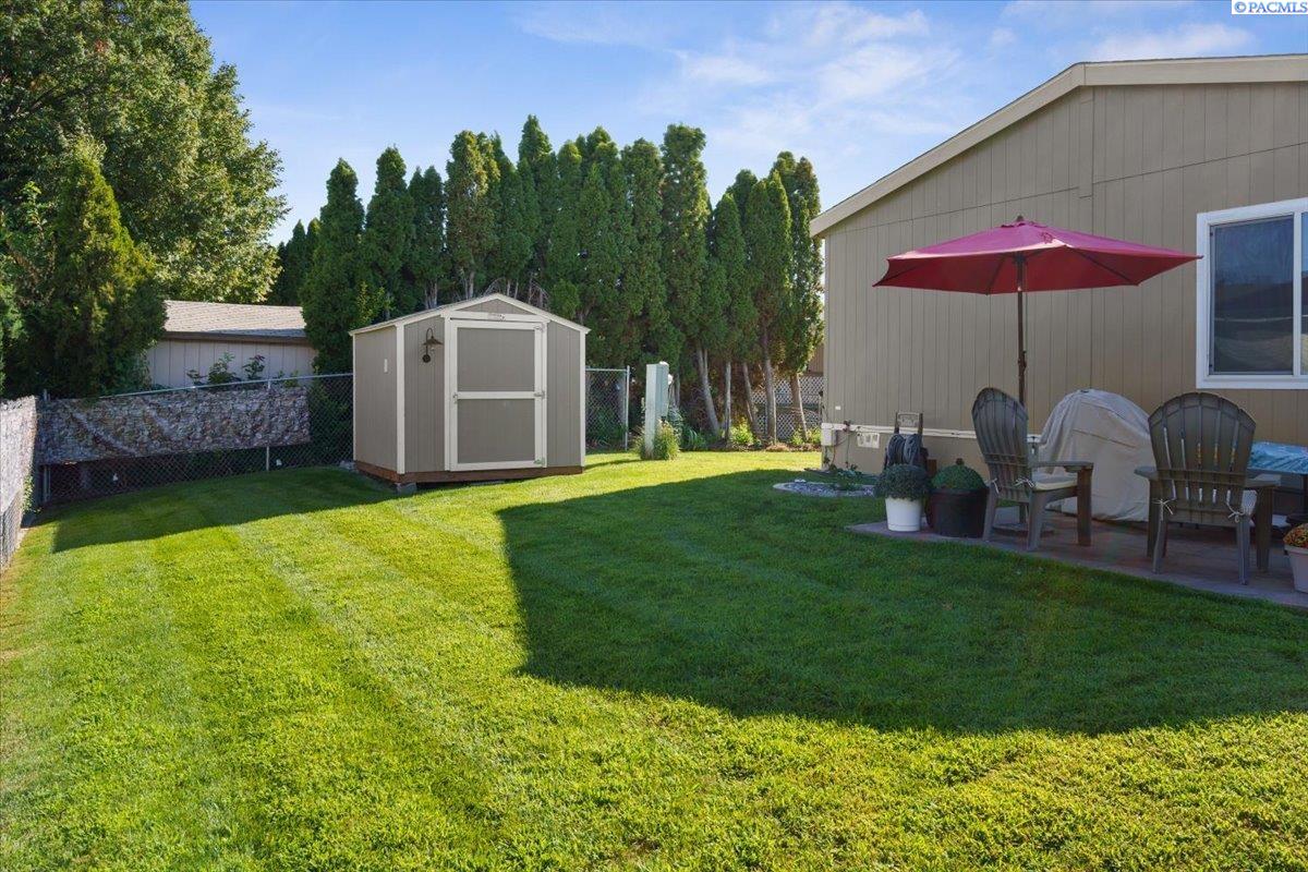 30 Mercury Dr