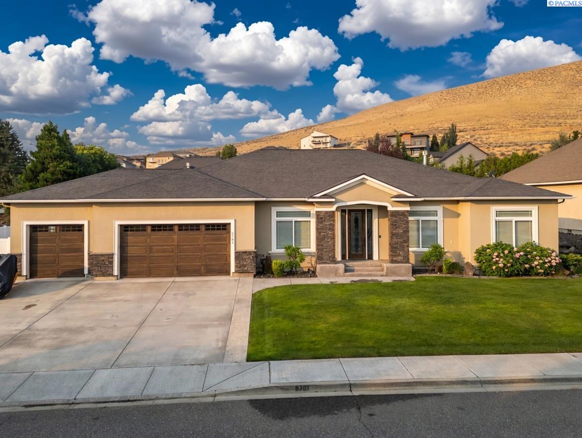 5701 Kenra Lp