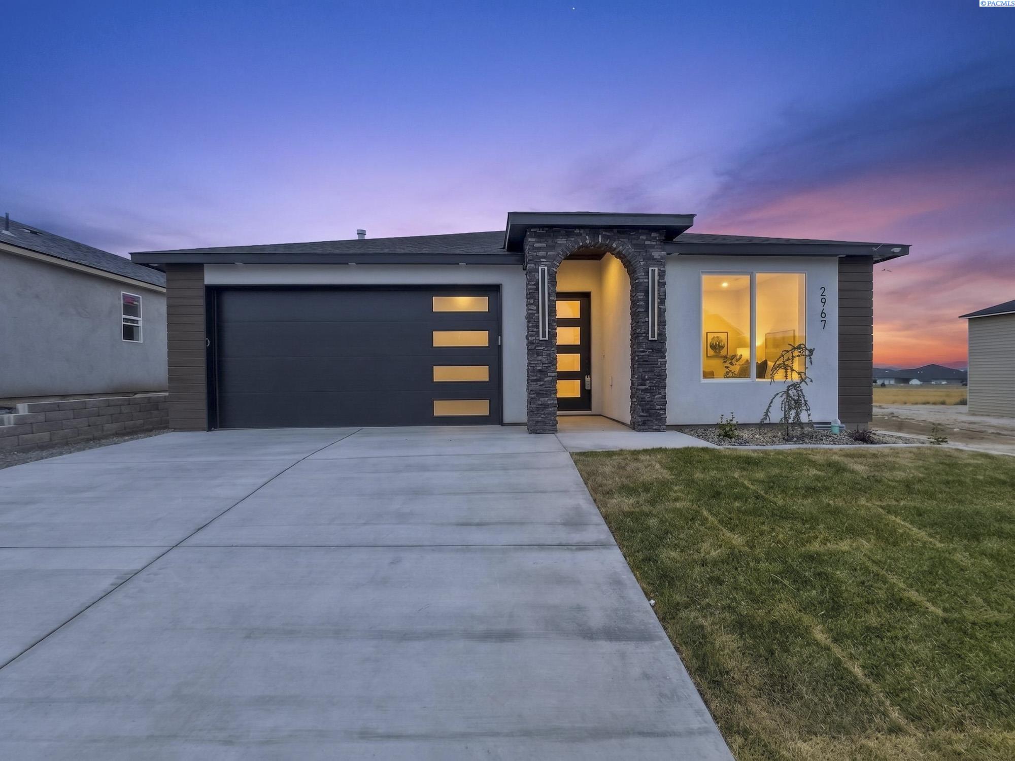 2967 Meadowlark Ave
