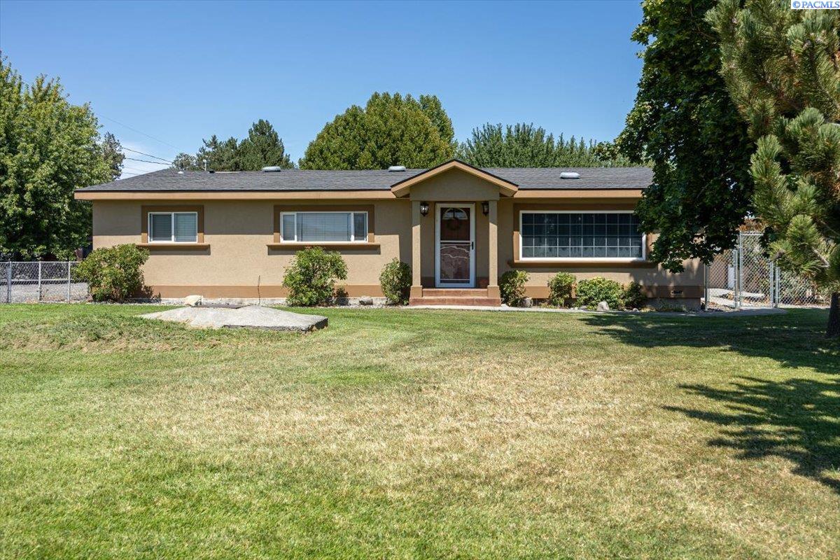 1203 E 27th Ave.