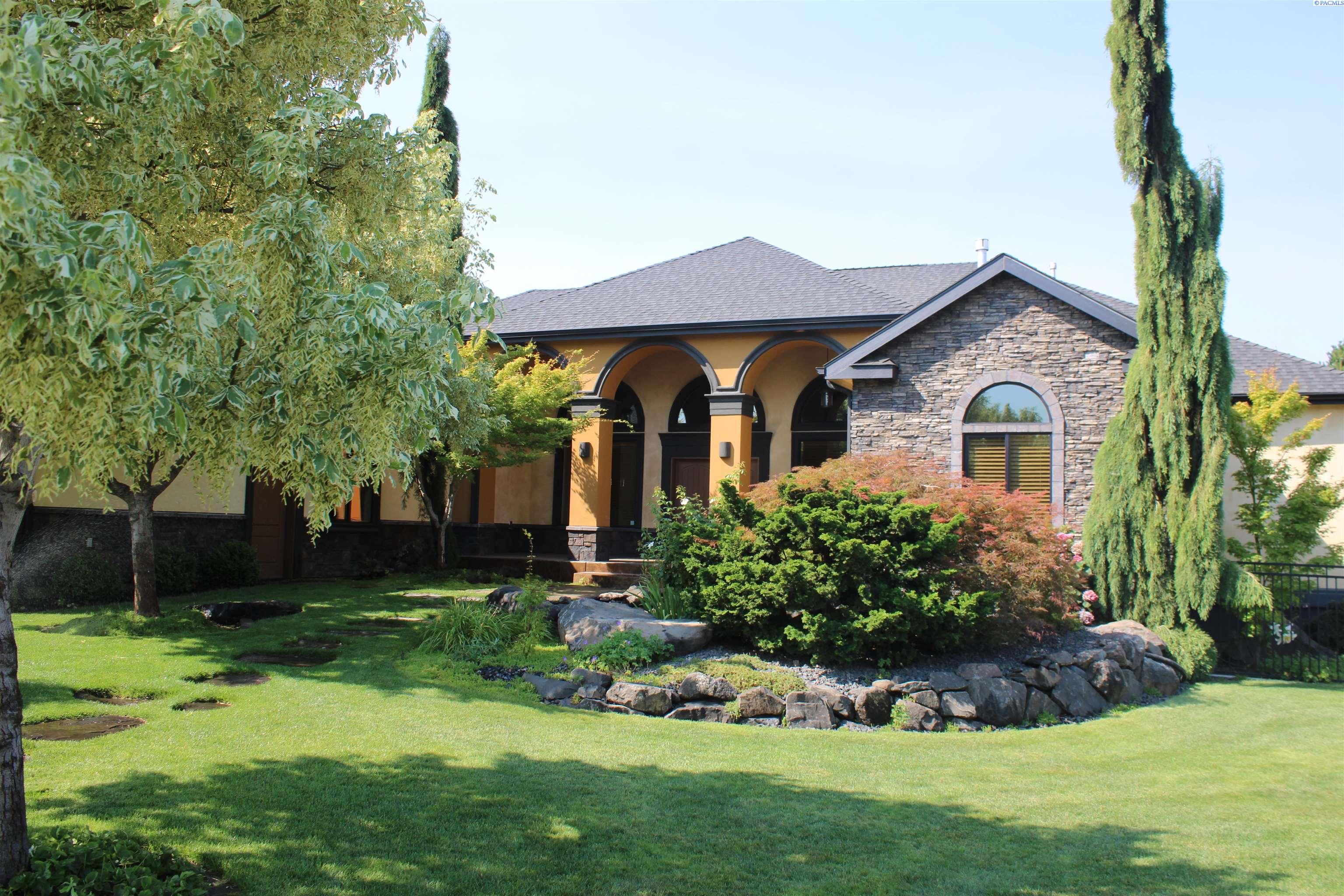 922 W Allenwhite Dr.