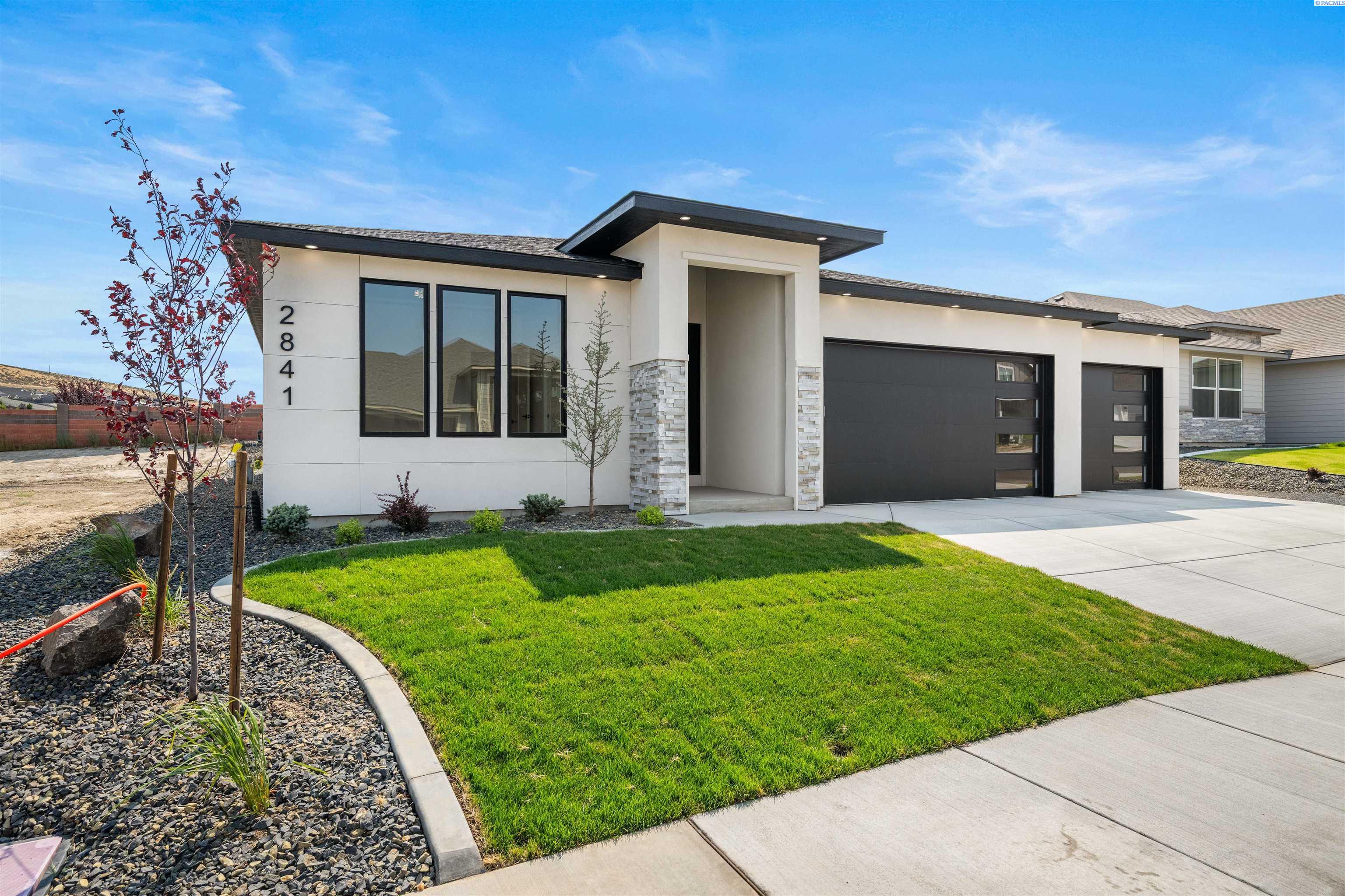 2841 S Alaska