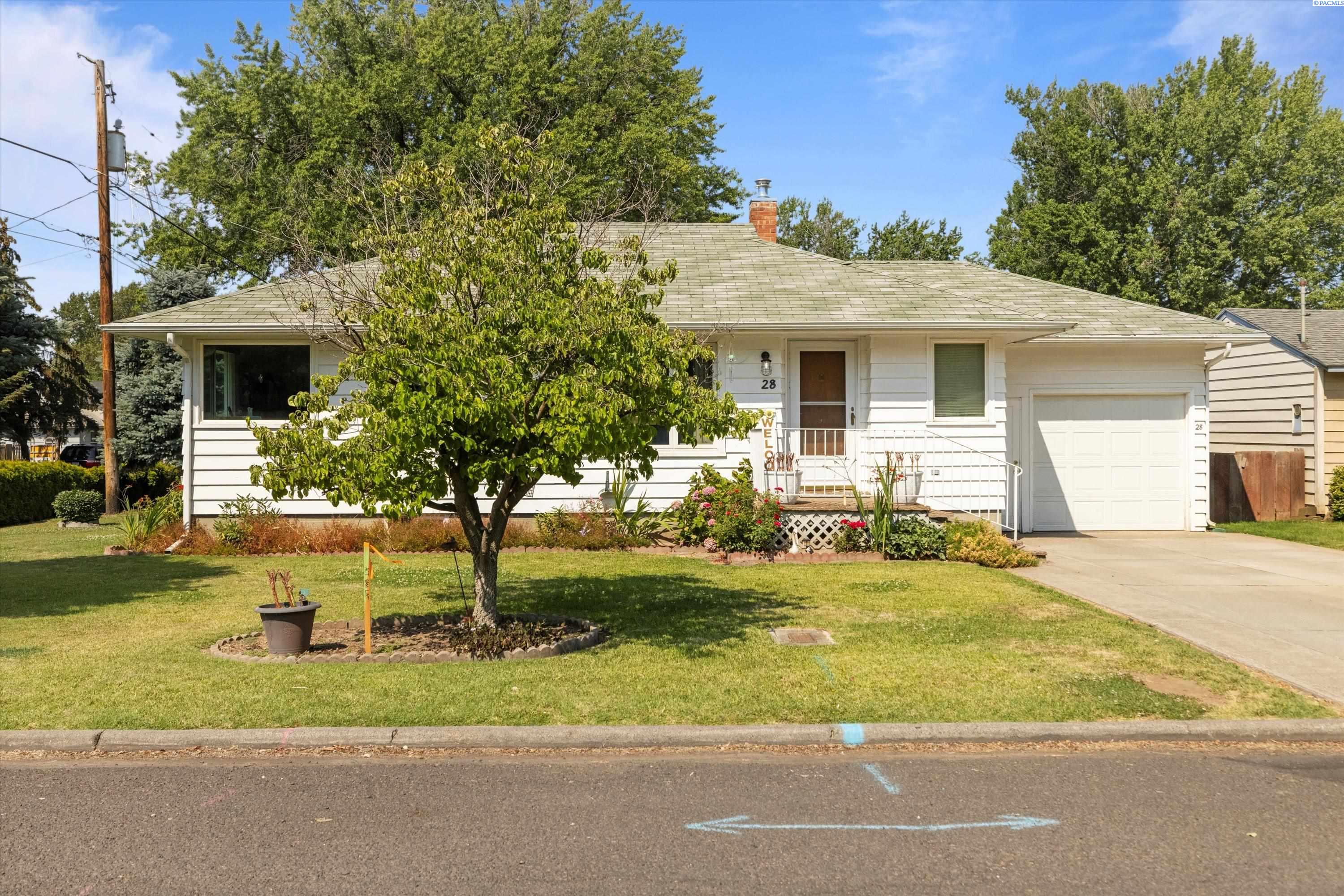 28 SW Evans Ave